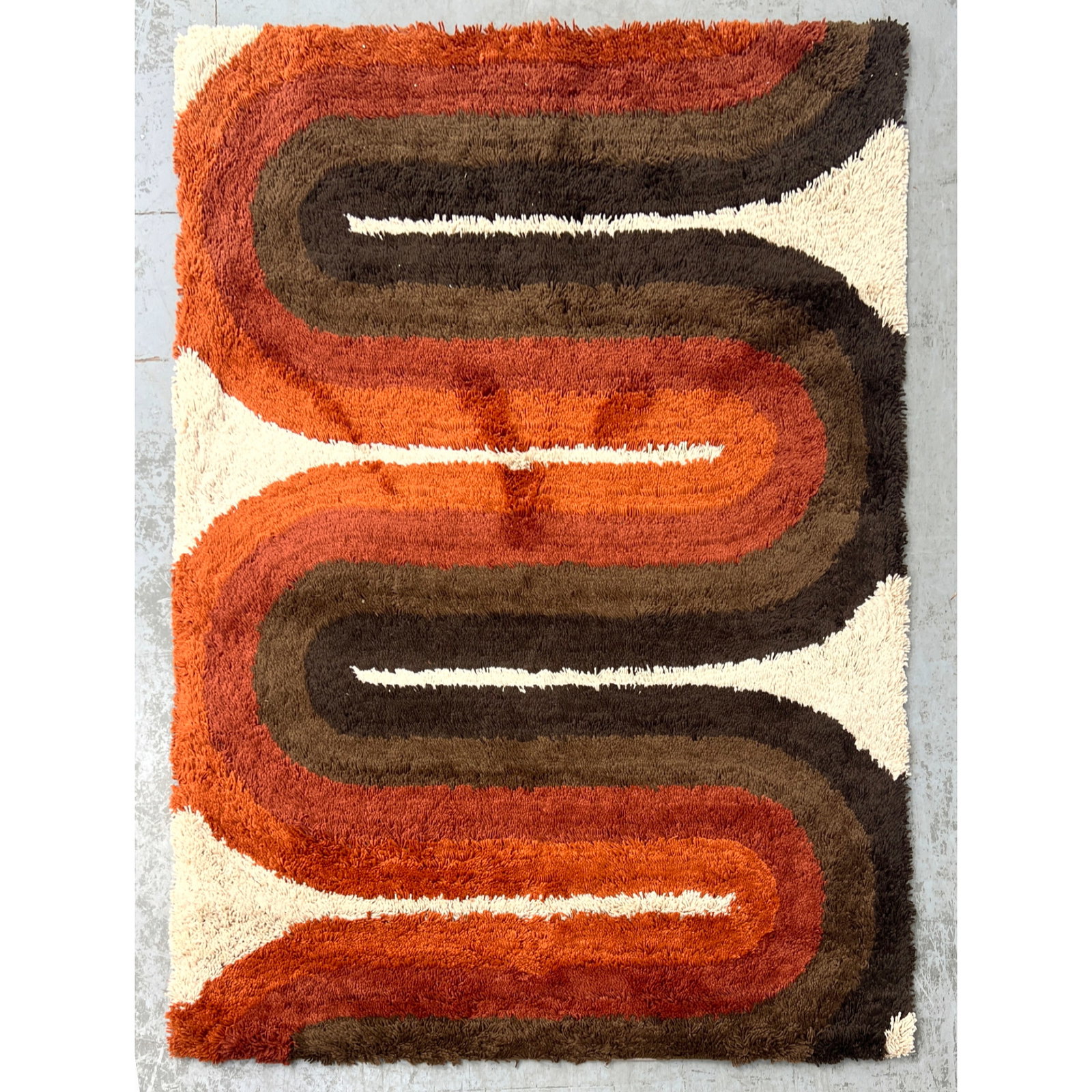 5' X 7' Skandia Shag carpet rug. Colorful Verner Panton style. Thick Pile. (1 of 8)