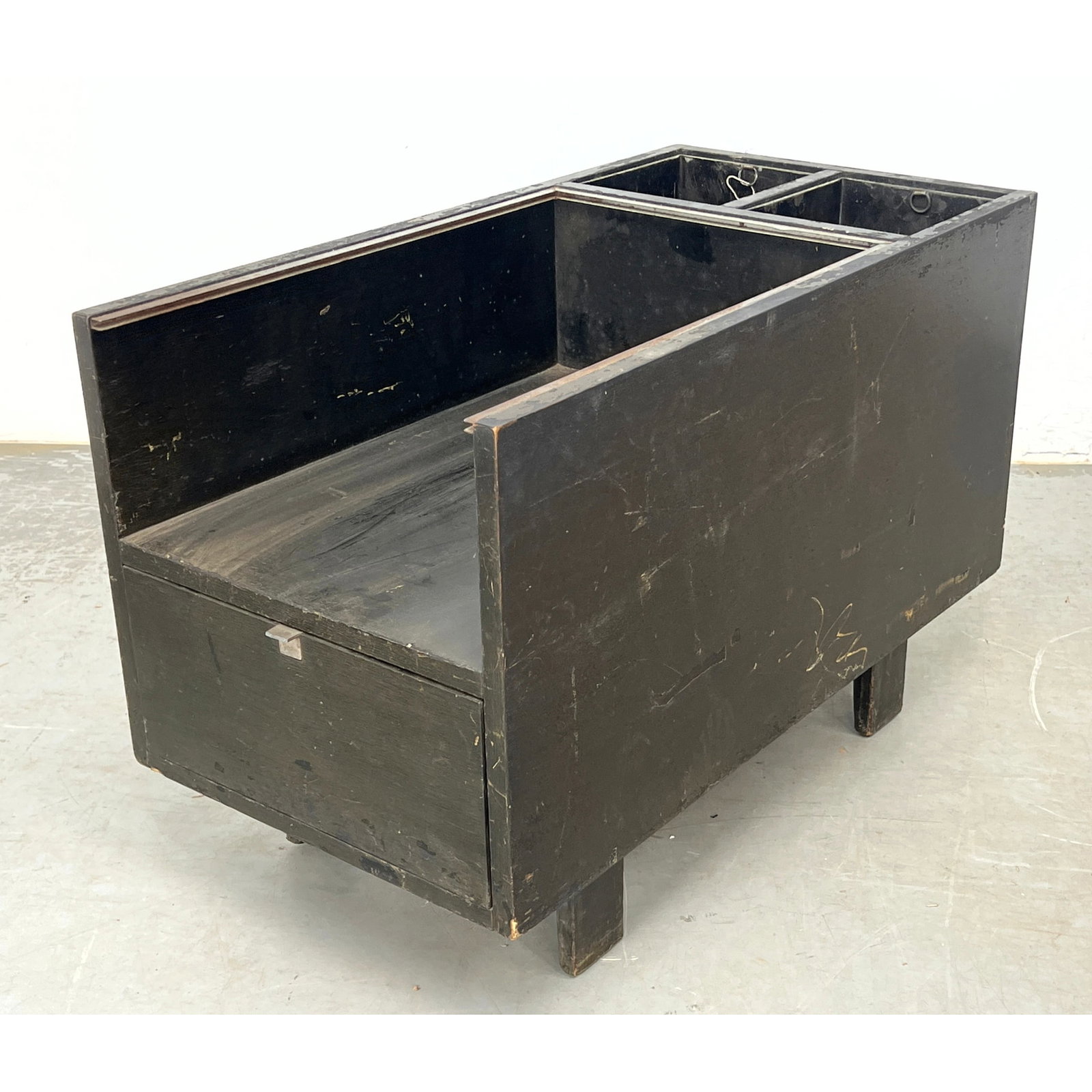 George Nelson Herman Miller Planter 1 Drawer stand. (1 of 11)