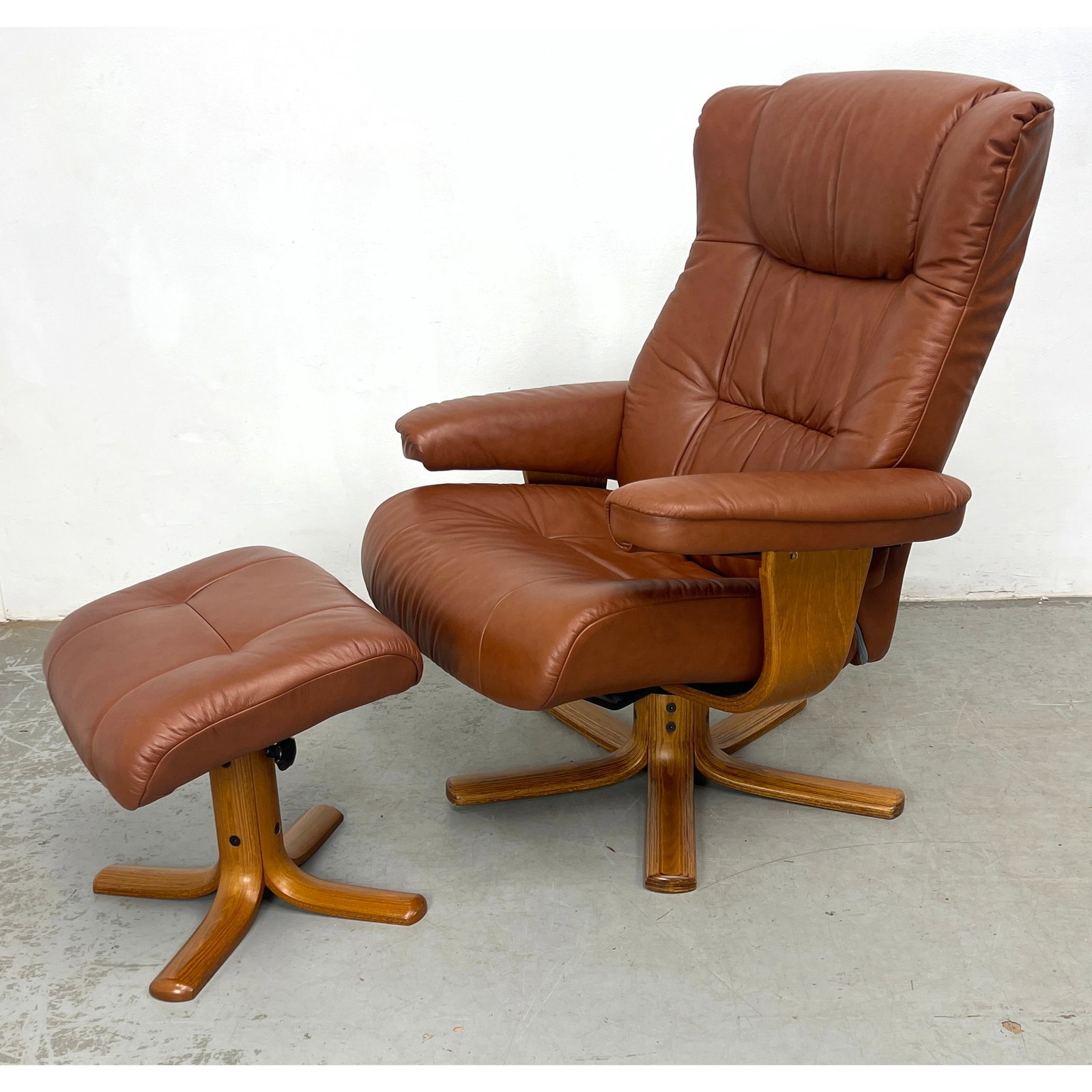 Hjellegjerde Norwegian Lounge Chair and Ottoman (1 of 13)