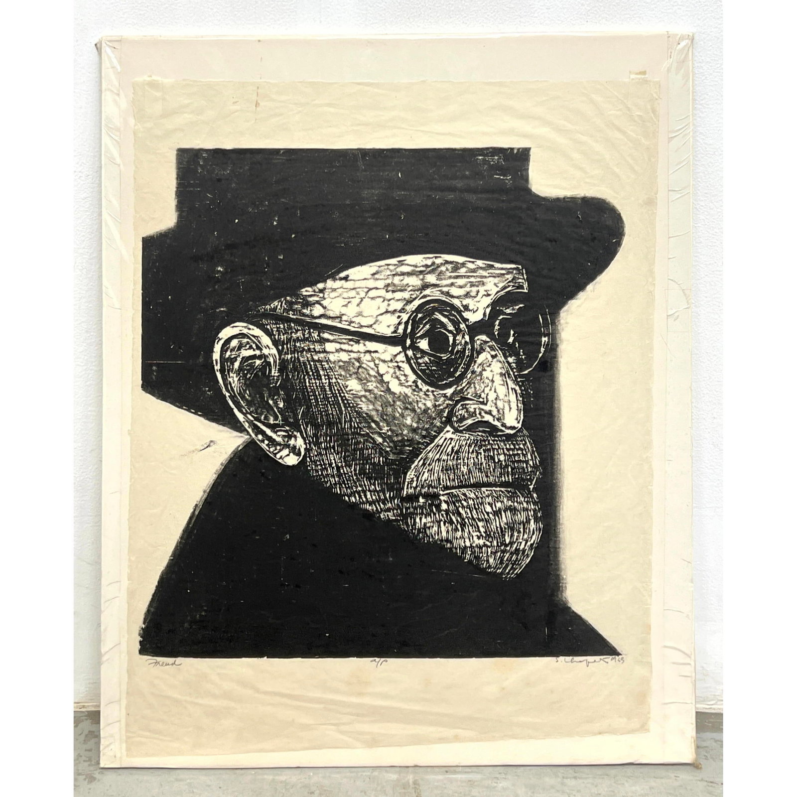 Large 1963 woodcut print by American artist Sidney Chafetz. Profile portrait of Sigmund Freud A/P: Large 1963 woodcut print by American artist Sidney Chafetz. Profile portrait of Sigmund Freud A/P Dimensions: Height: 33 inches, Width: 27 inches. - Additional Dimensions: art only H: 30 inches, W: 24