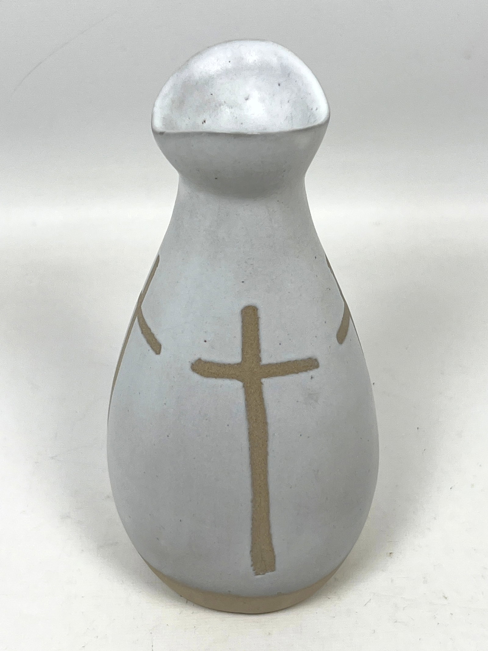 Gordon Martz Studio Sake Set. Pottery. Signed. - 5