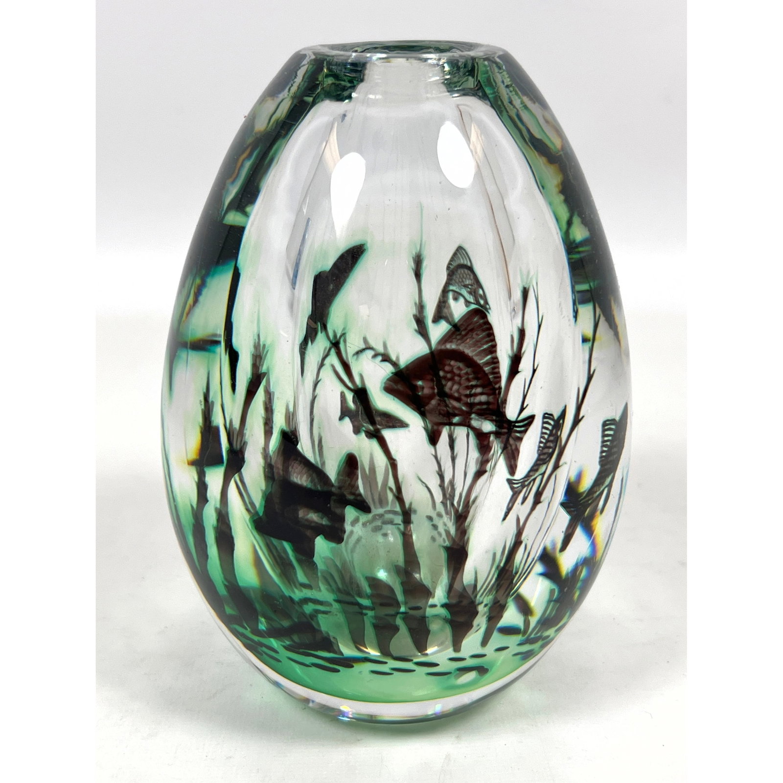 Orrefors art glass vase from the Fiskgraal (Fish Graal) series designed by Edward Hald. Signed.: Orrefors art glass vase from the Fiskgraal (Fish Graal) series designed by Edward Hald. Signed. Dimensions: Height: 5.5 inches, Width: 4 inches, Depth: 4 inches. ---