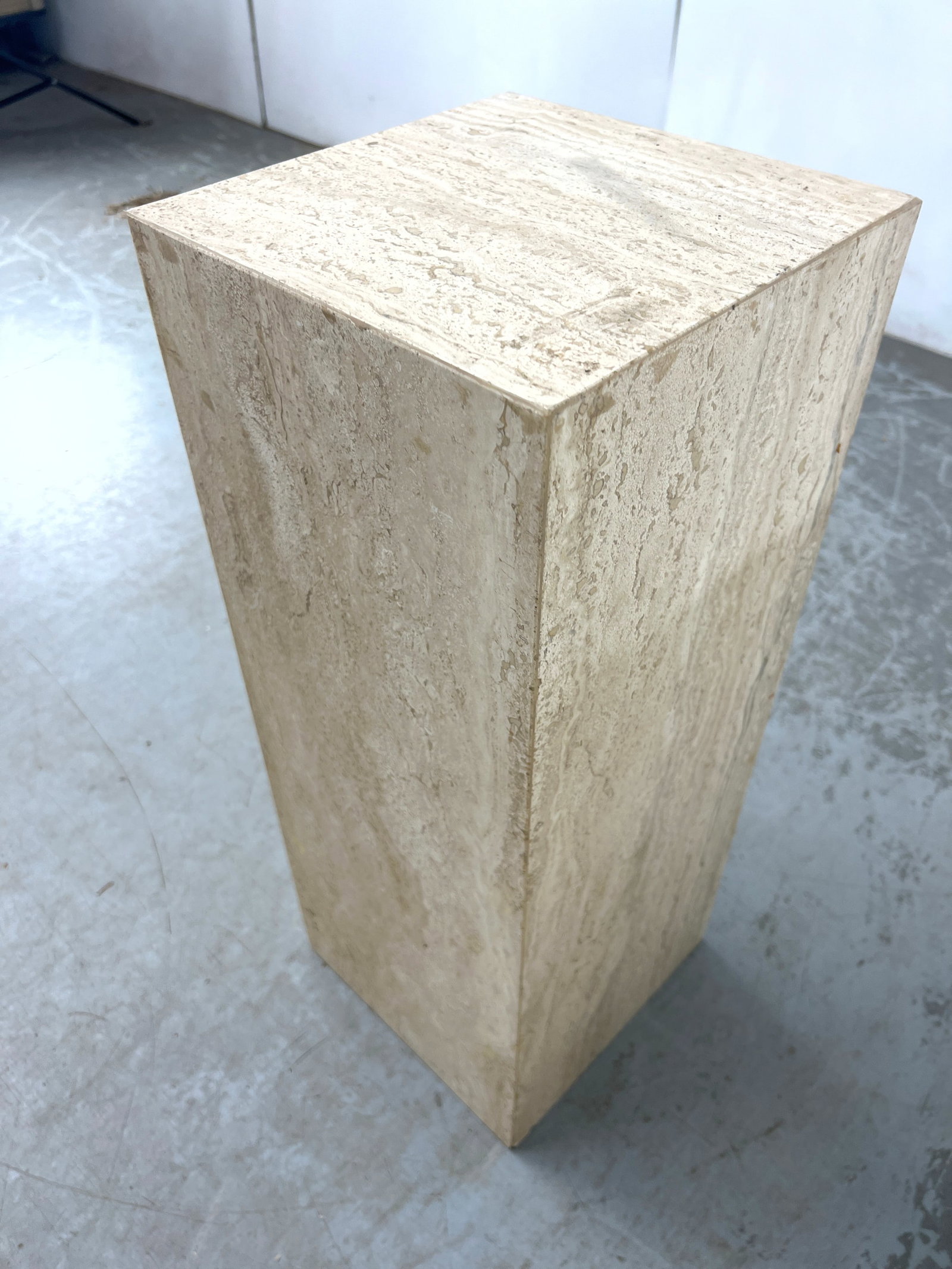 Travertine Square Column Pedestal. - 5