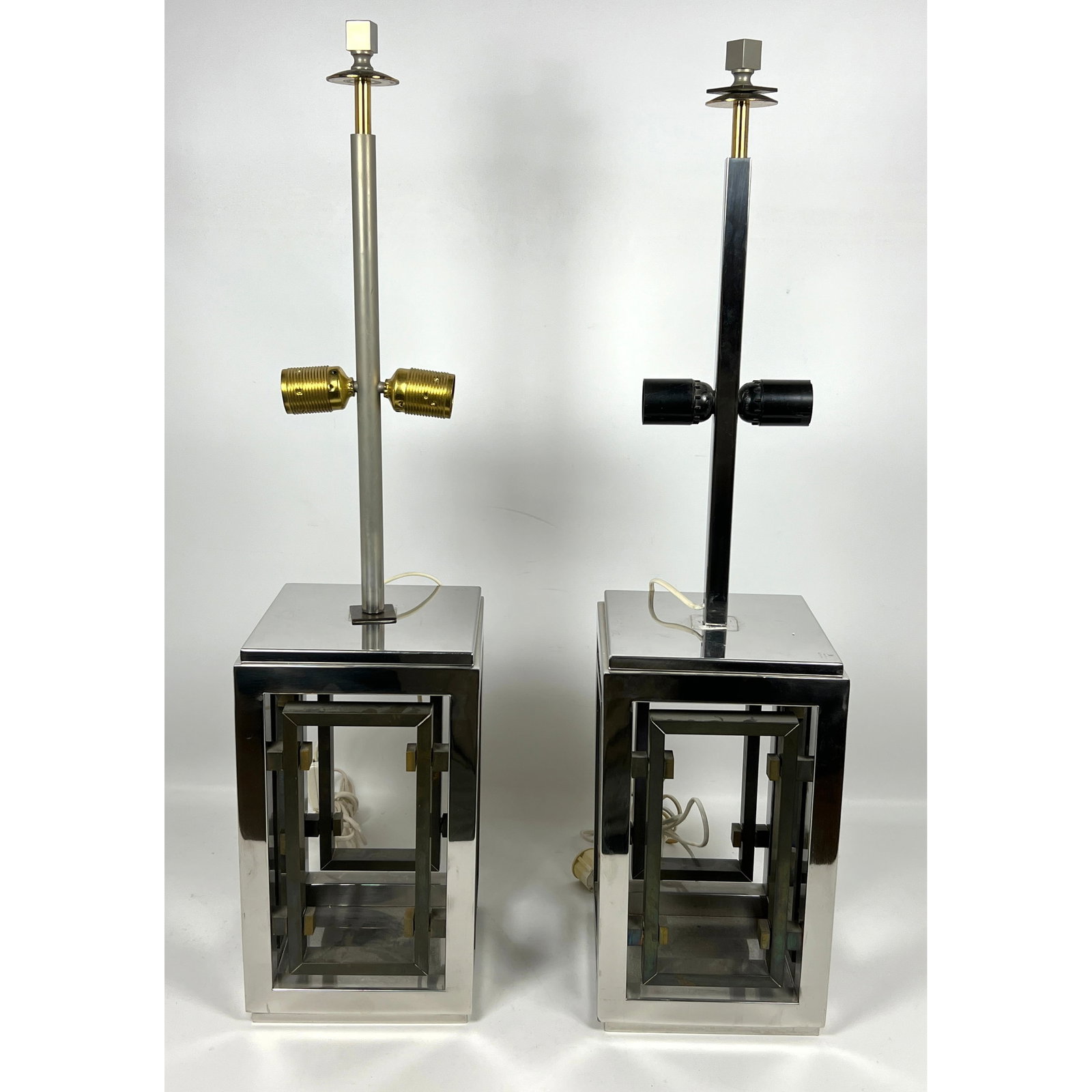 Pair Romeo Rega Mid Century Modern Table Lamps. Signed Romeo Rega made in Italy. (1 of 16)
