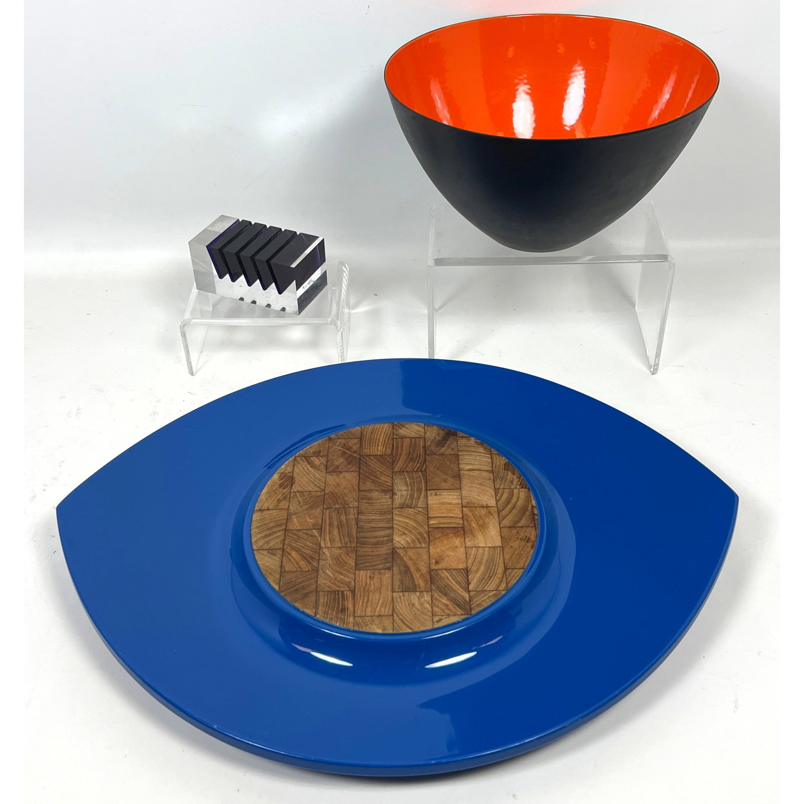 3pcs. Jens Quistgaard Dansk Platter and Krenit Enamel Bowl, Lucite Desk Organizer (1 of 16)