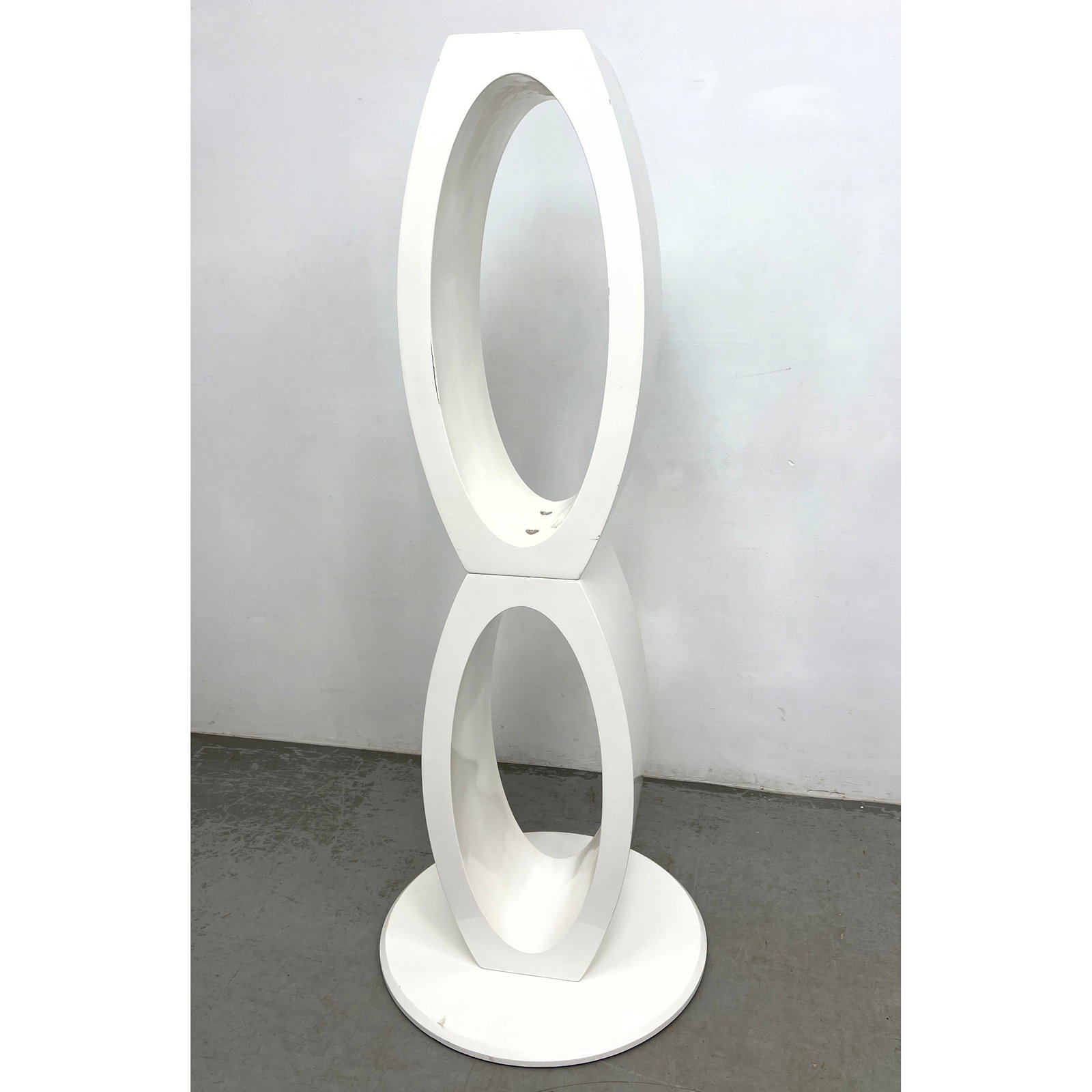 Modernist Standing sculpture Store Display. (1 of 11)
