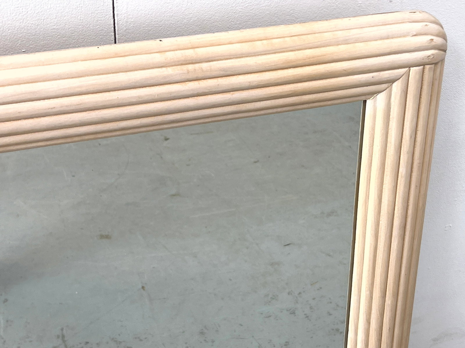 Split Reed White washed Wall Mirror. - 3