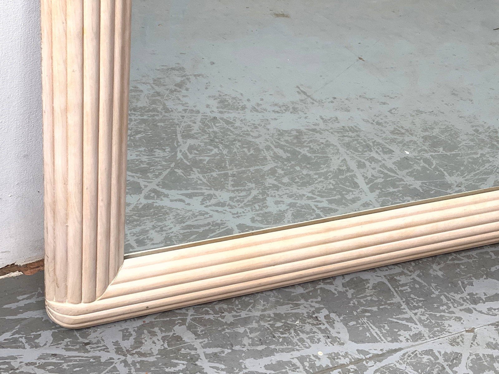 Split Reed White washed Wall Mirror. - 4
