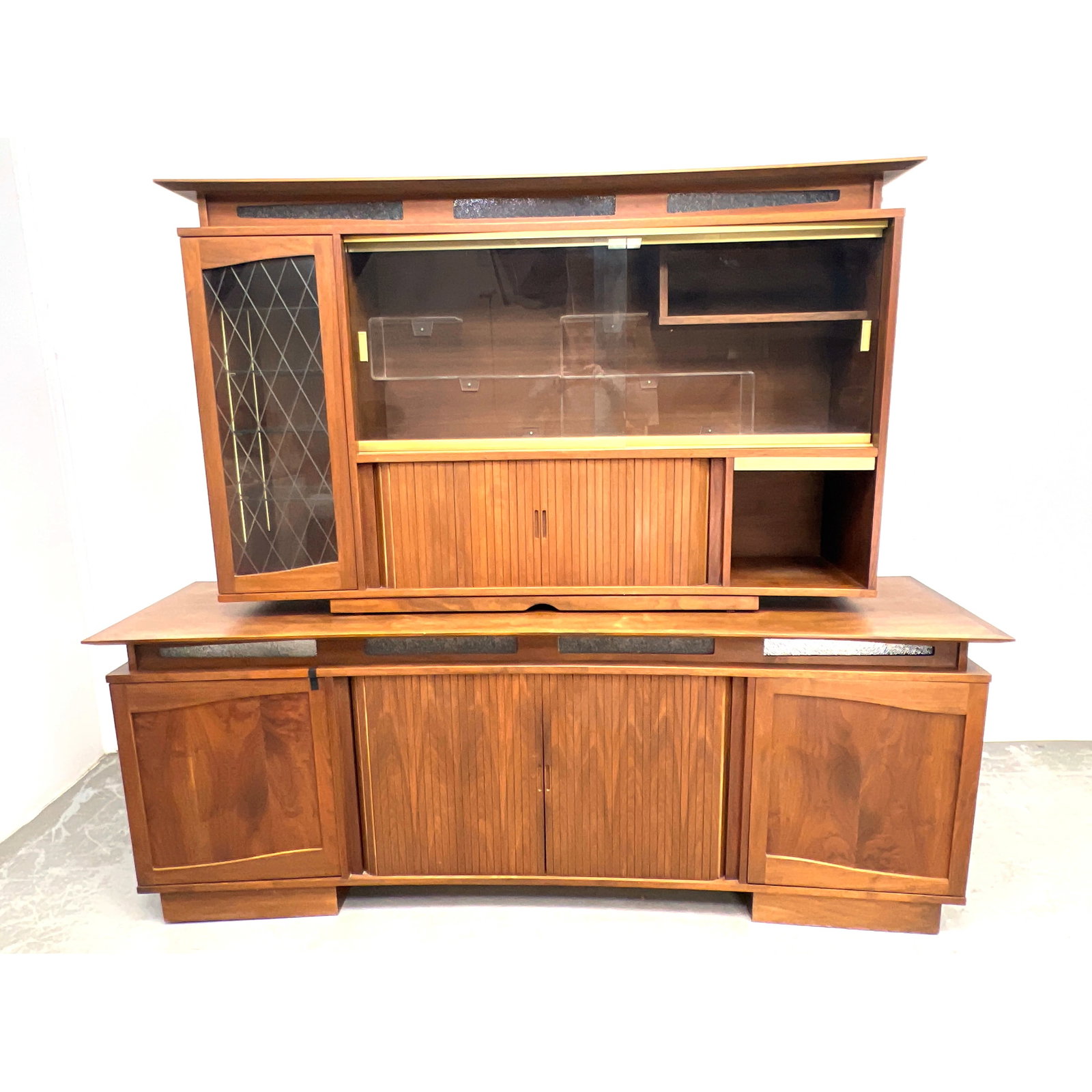 Large Mid Century Modern Entertainment Bar Cabinet. In the style of John Keal (1 of 20)