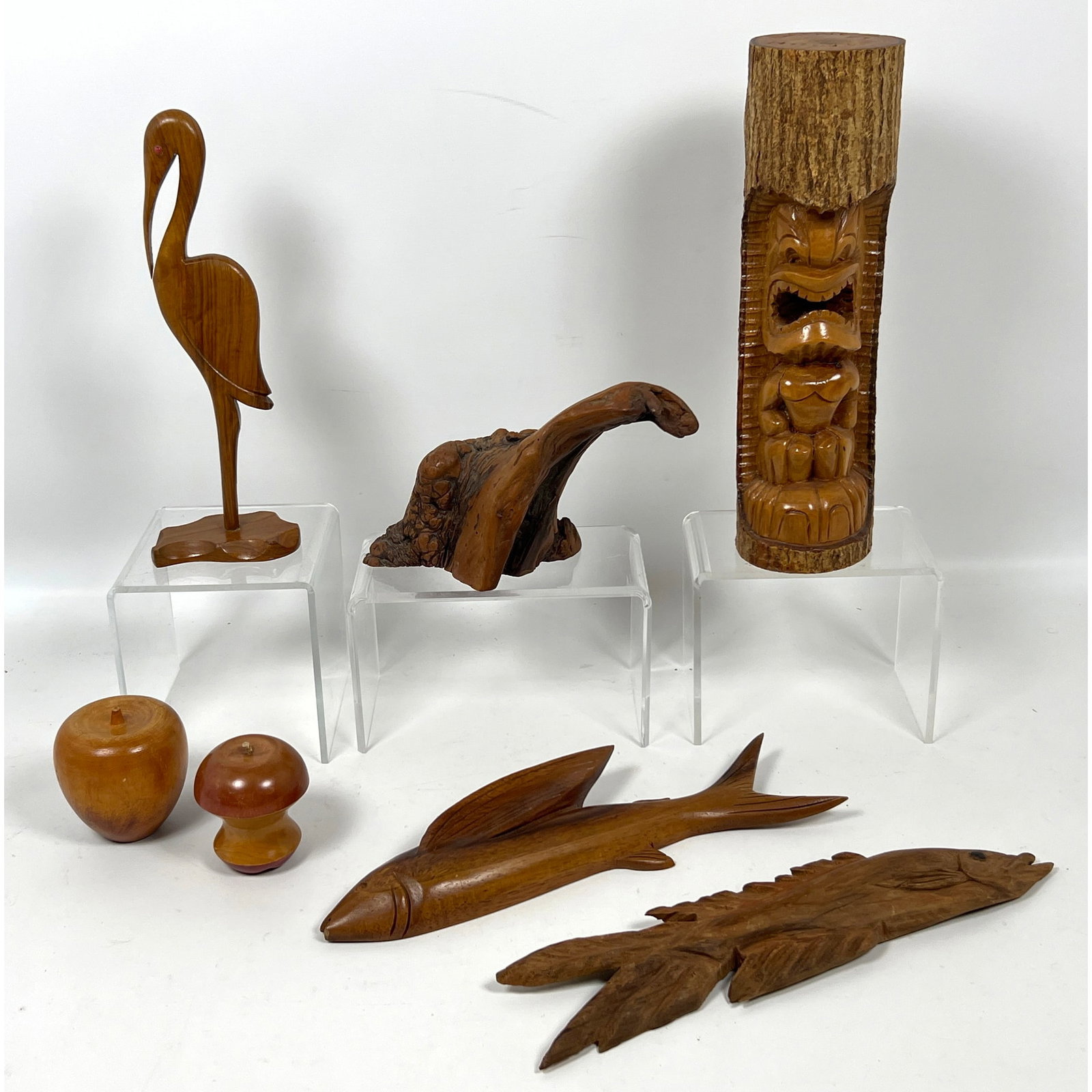 7pcs Wood Objects. Blackie Hawaii Totem, Flying Fish, Fruit, etc. (1 of 19)