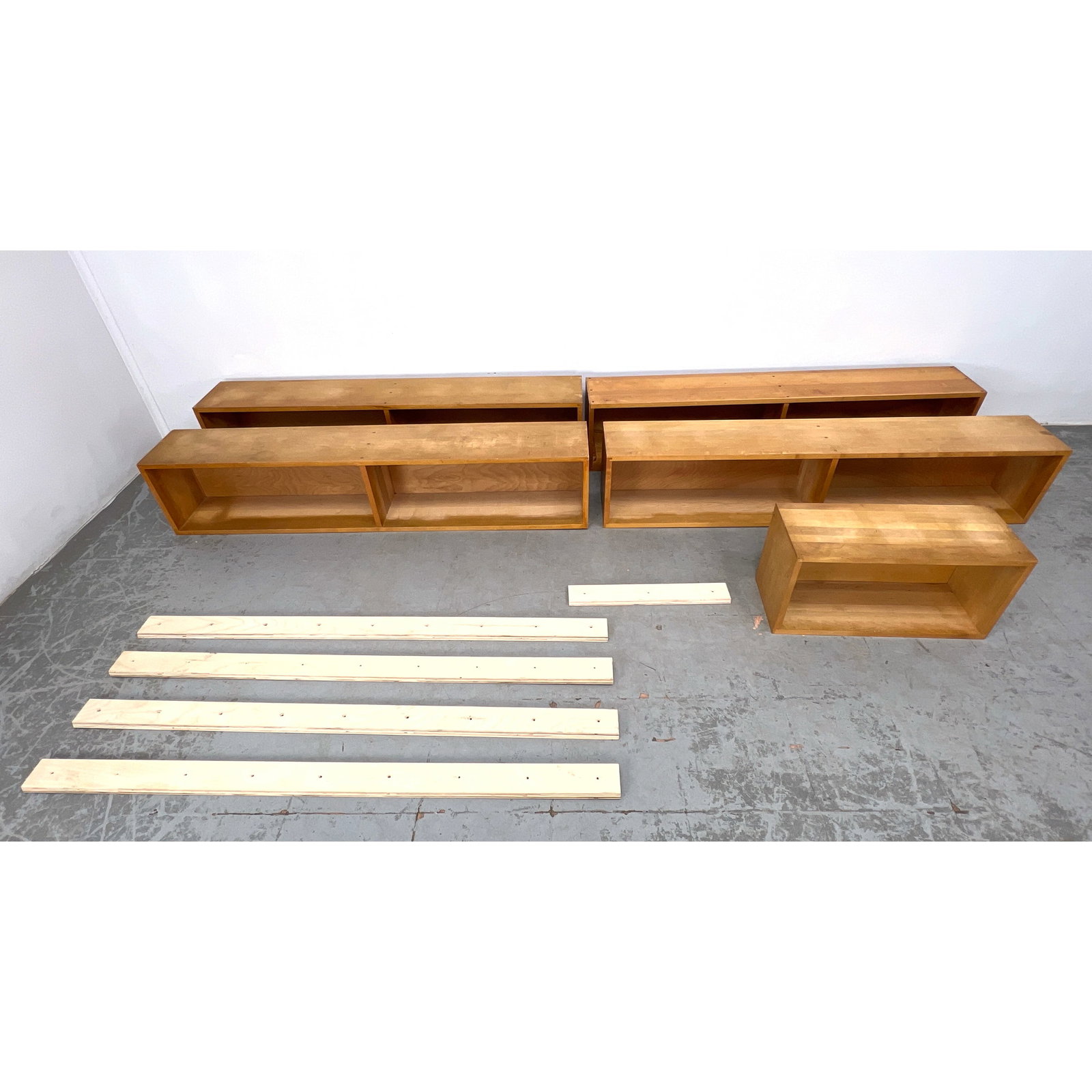Vintage Mid Century Paul McCobb Attributed Planner Group Blonde Maple Wood Wall Hanging Cabinets Unm (1 of 10)