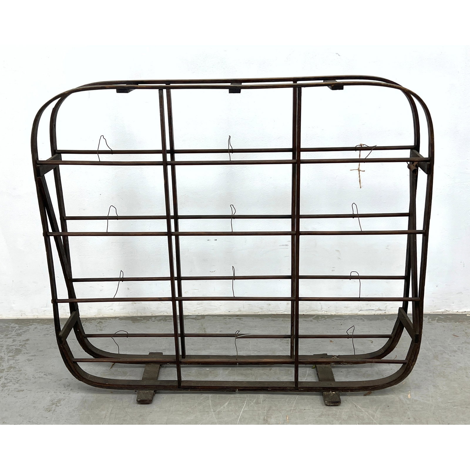 Antique Haberdashery Hotel Check Hat Rack Holder. Bentwood. (1 of 7)