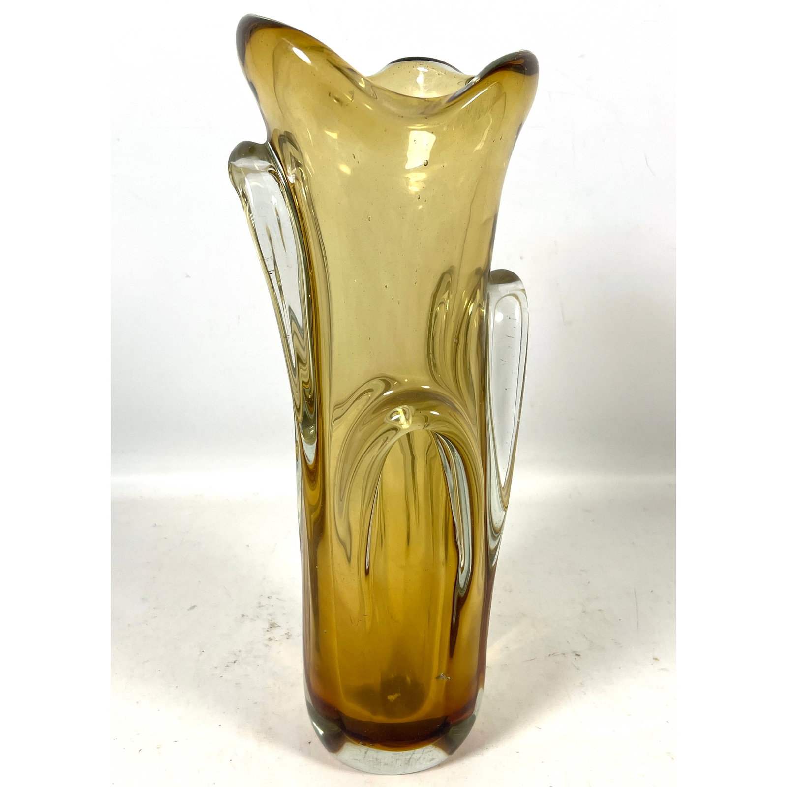 Mid Century Modern Art Glass Vase. Amber and Clear. Probably Murano.: Mid Century Modern Art Glass Vase. Amber and Clear. Probably Murano. Dimensions: Height: 17 inches, Width: 7 inches, Depth: 7 inches. --- US Packing and Shipping charge: In house shipping available.