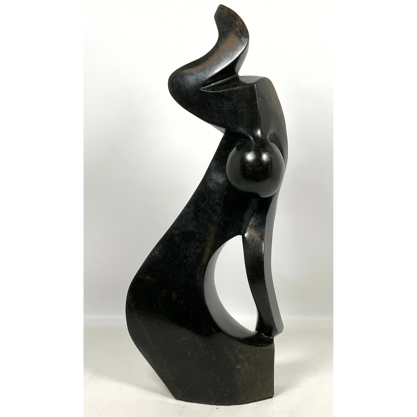 William Wilberforce Stone Modernist Abstract Sculpture.: William Wilberforce Stone Modernist Abstract Sculpture. Dimensions: Height: 24 inches, Width: 10 inches, Depth: 4.5 inches. ---