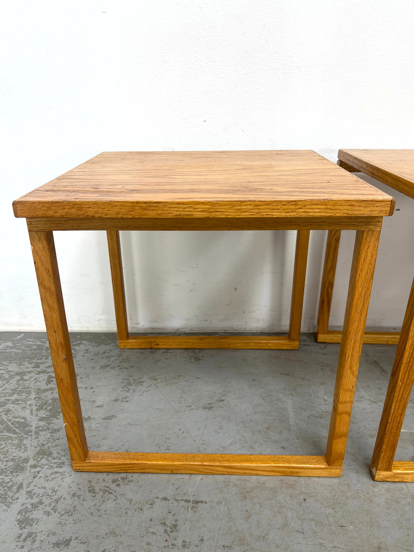 3pc Danish Modern Nesting Cube Table Set. - 4