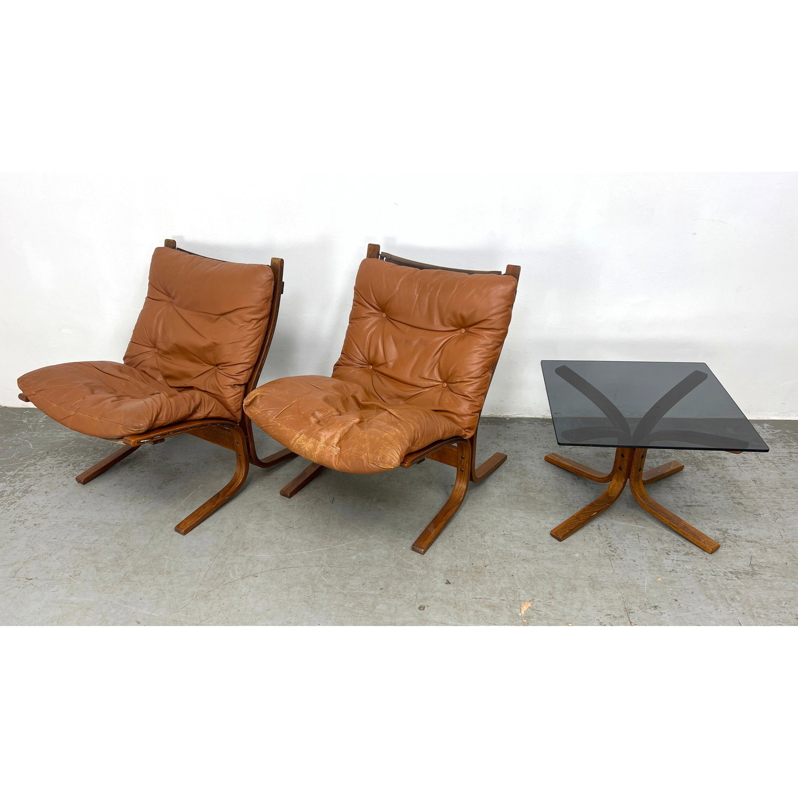 3pcs Ingmar Relling for Westnofa, Norway Living room Furniture. Pair lounge chairs and Coffee Table. (1 of 15)