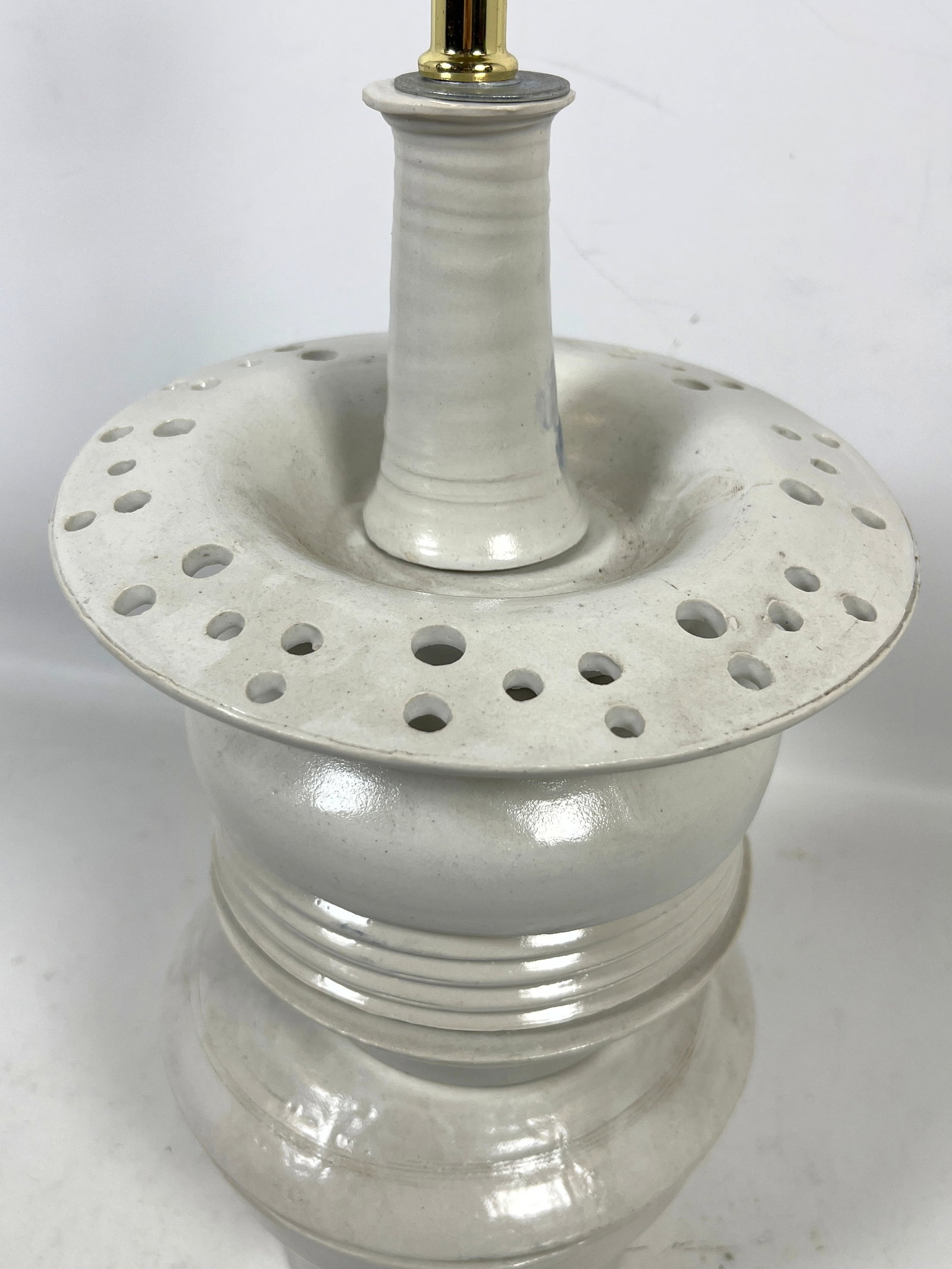 Artisan Ceramic Pottery Table Lamp. - 7