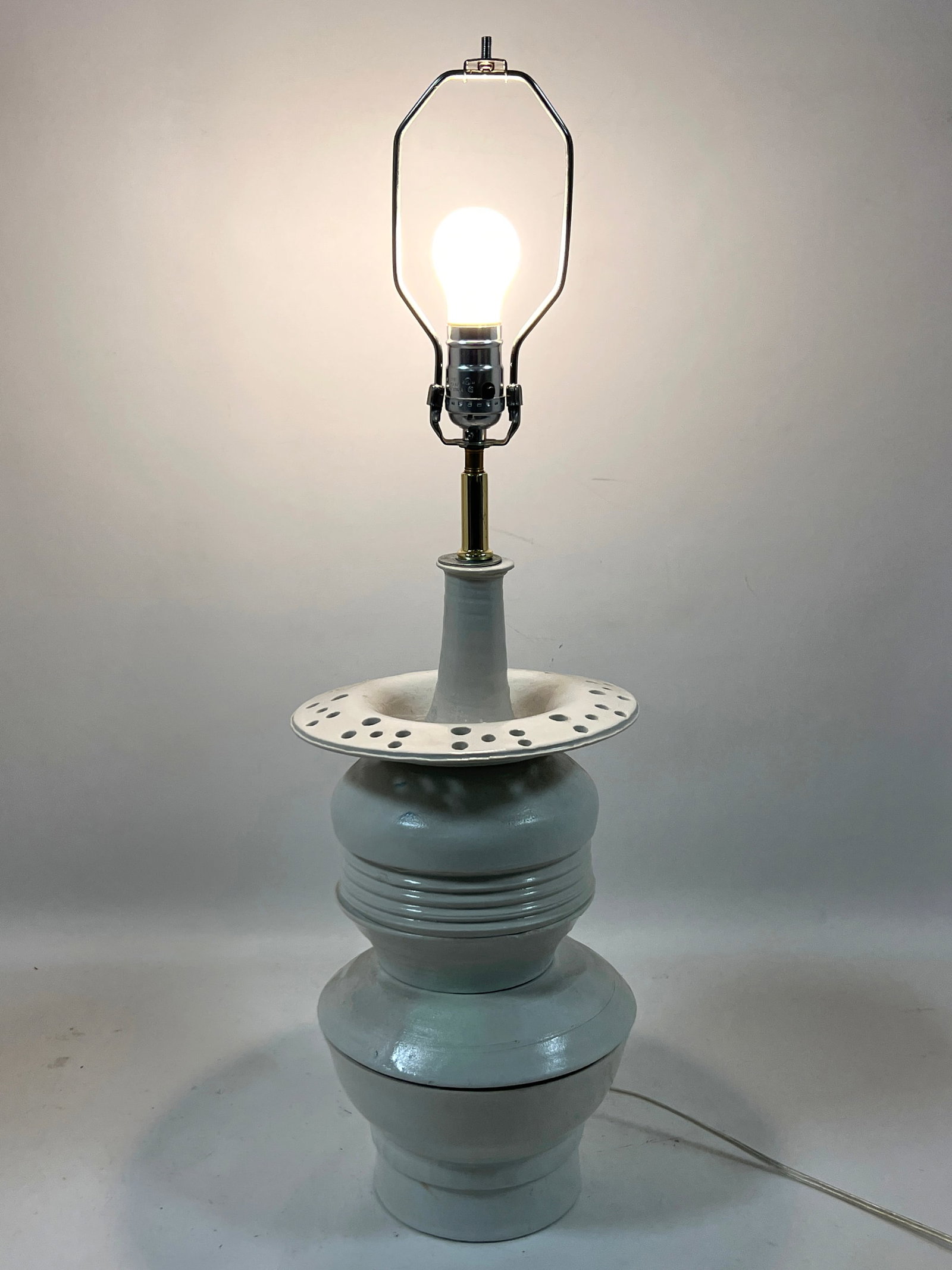 Artisan Ceramic Pottery Table Lamp. - 8