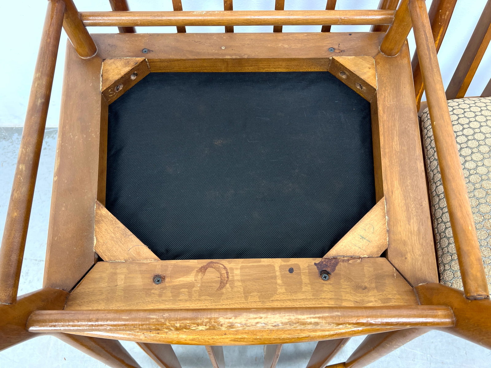 Set 6 Robsjohn Gibbings Attributed Dining Chairs. - 7