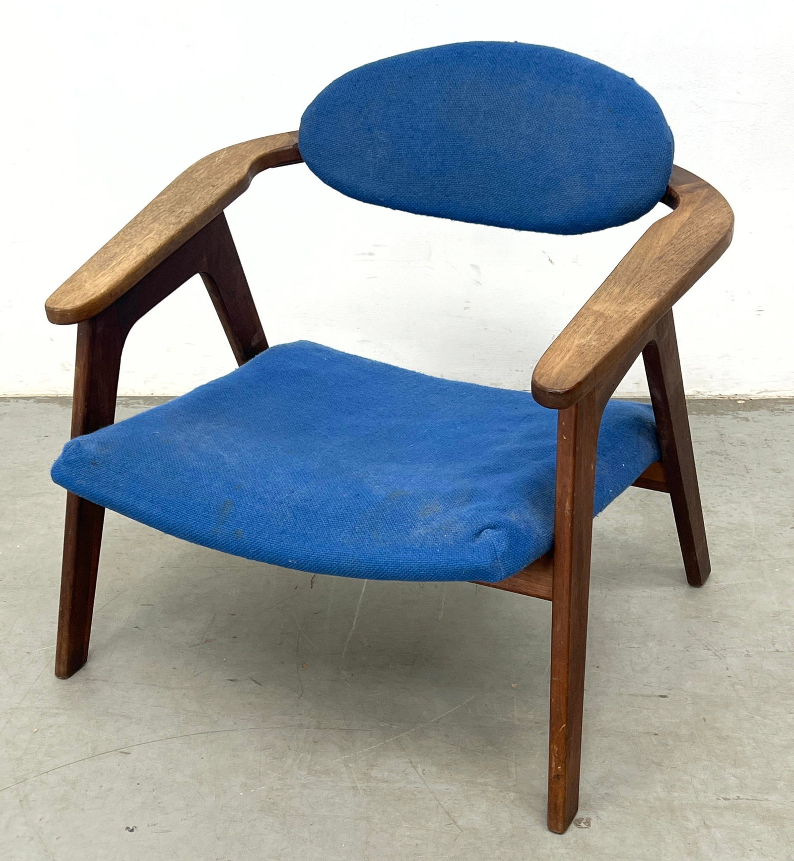 Adrian Pearsall Arm Lounge Chair. (1 of 8)