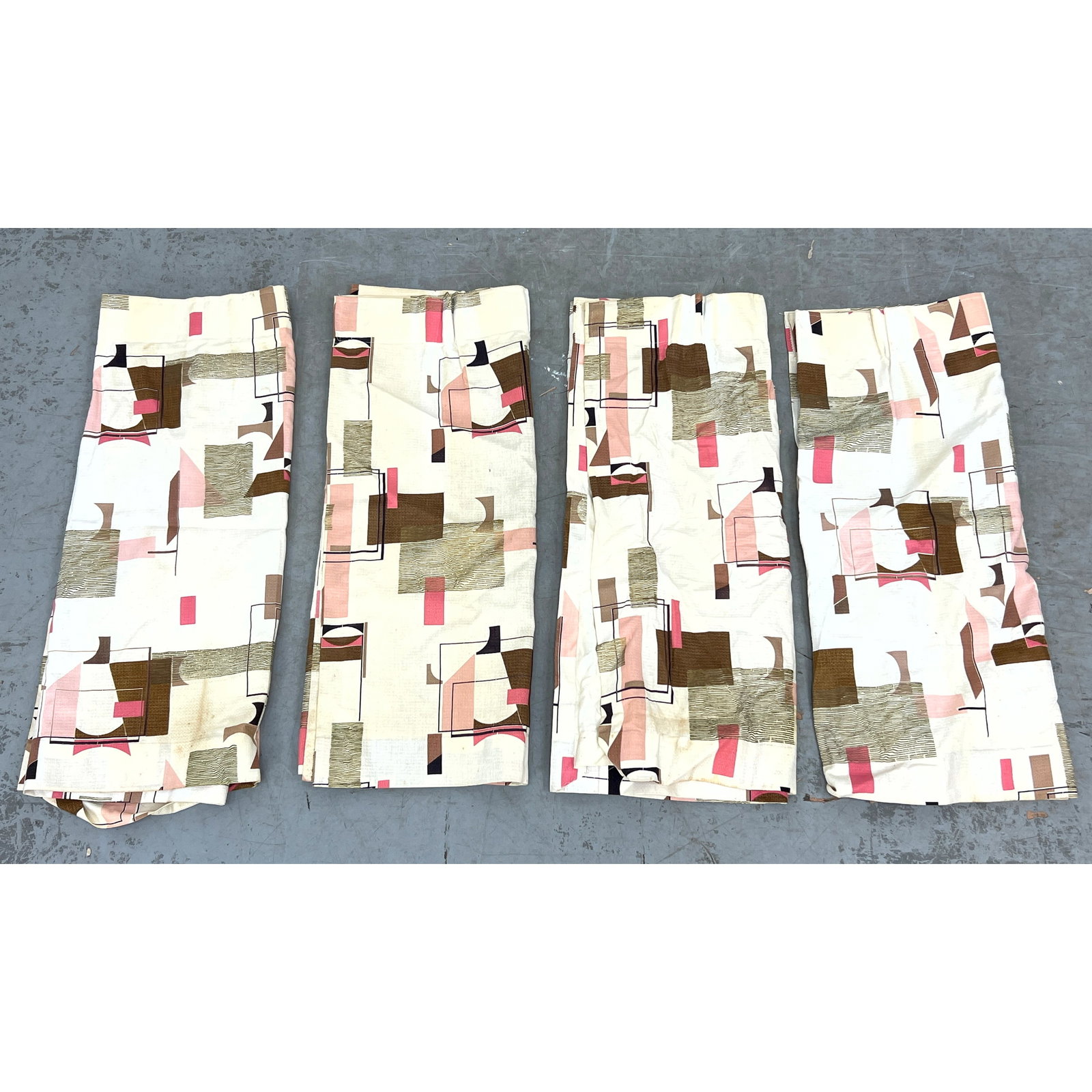 4 Panels Vintage Mid Century Modern Curtains.: 4 Panels Vintage Mid Century Modern Curtains. Dimensions: Height: 35 inches, Width: 60 inches. --- US Packing and Shipping charge: In house shipping available. Will be calculated once destination