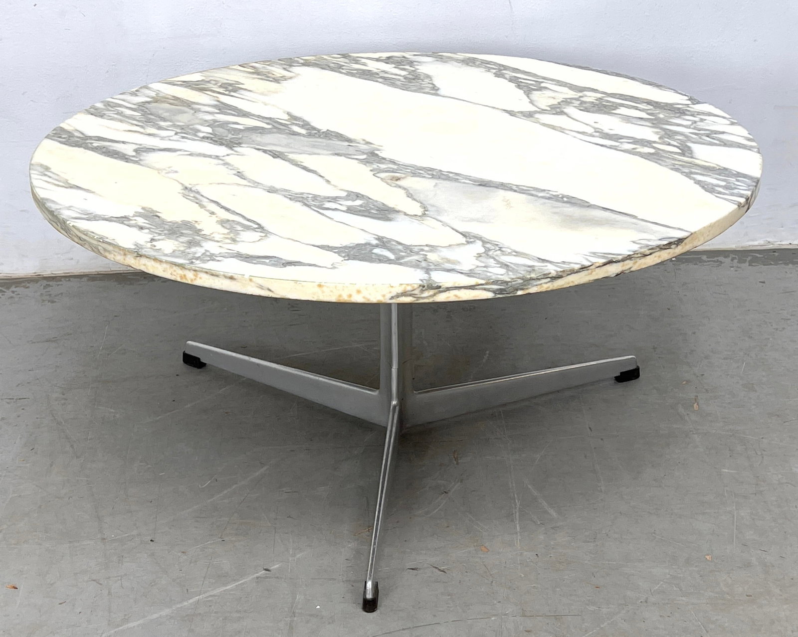 Arne Jacobsen Marble top coffee table. Unmarked. (1 of 9)