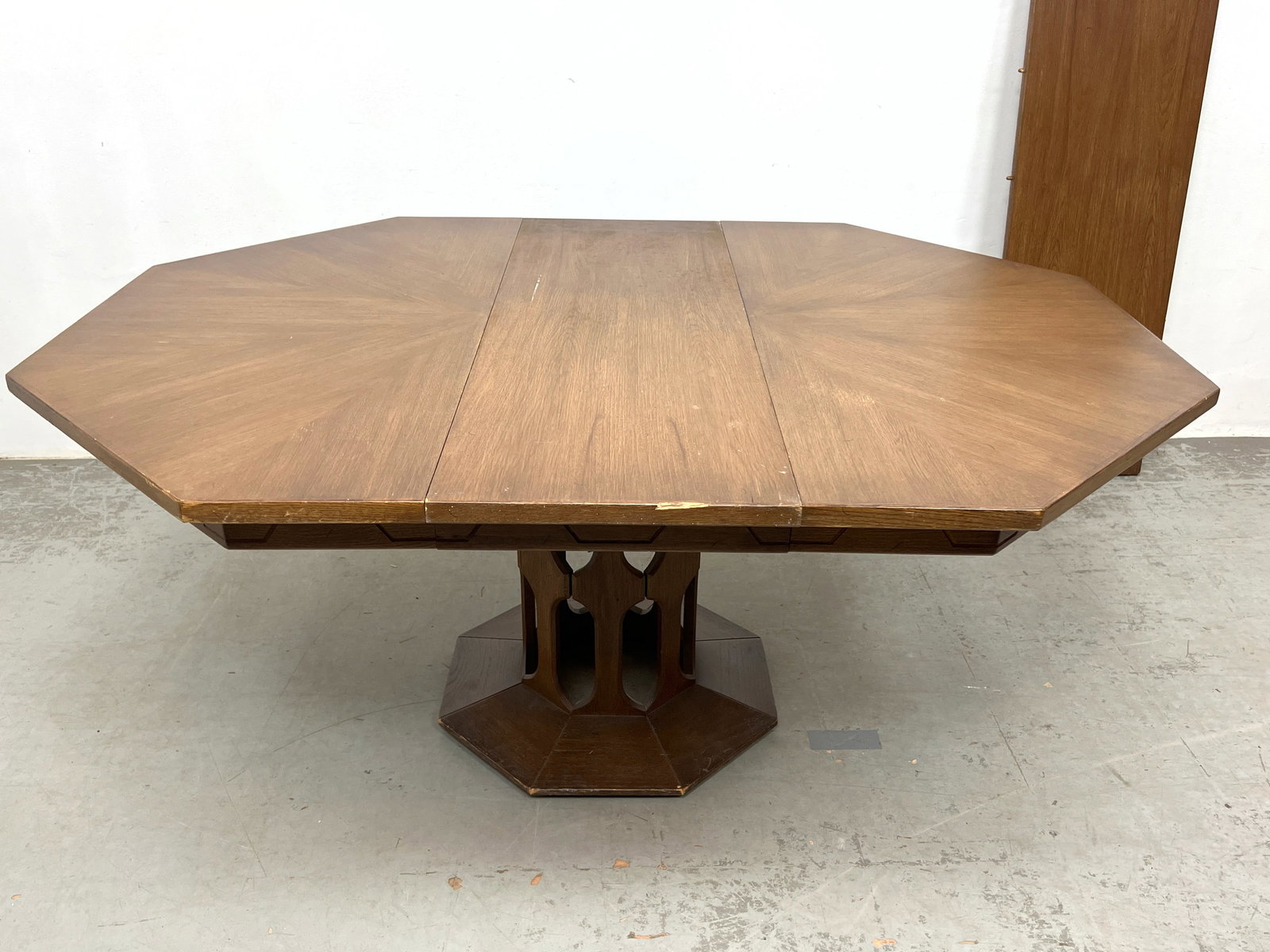 Harvey Probber Style Octagonal Extension Dining Table - 7