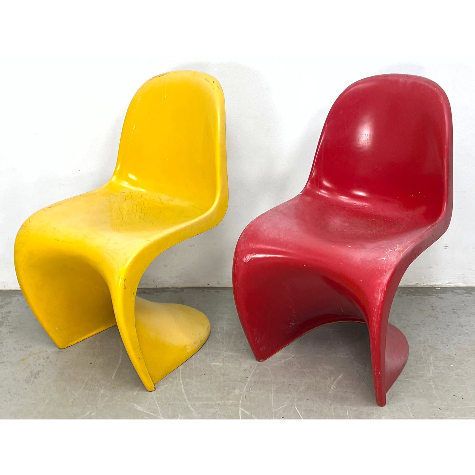 Pair Early Production Fiberglass Verner Panton S Chairs. Unmarked. (1 of 11)