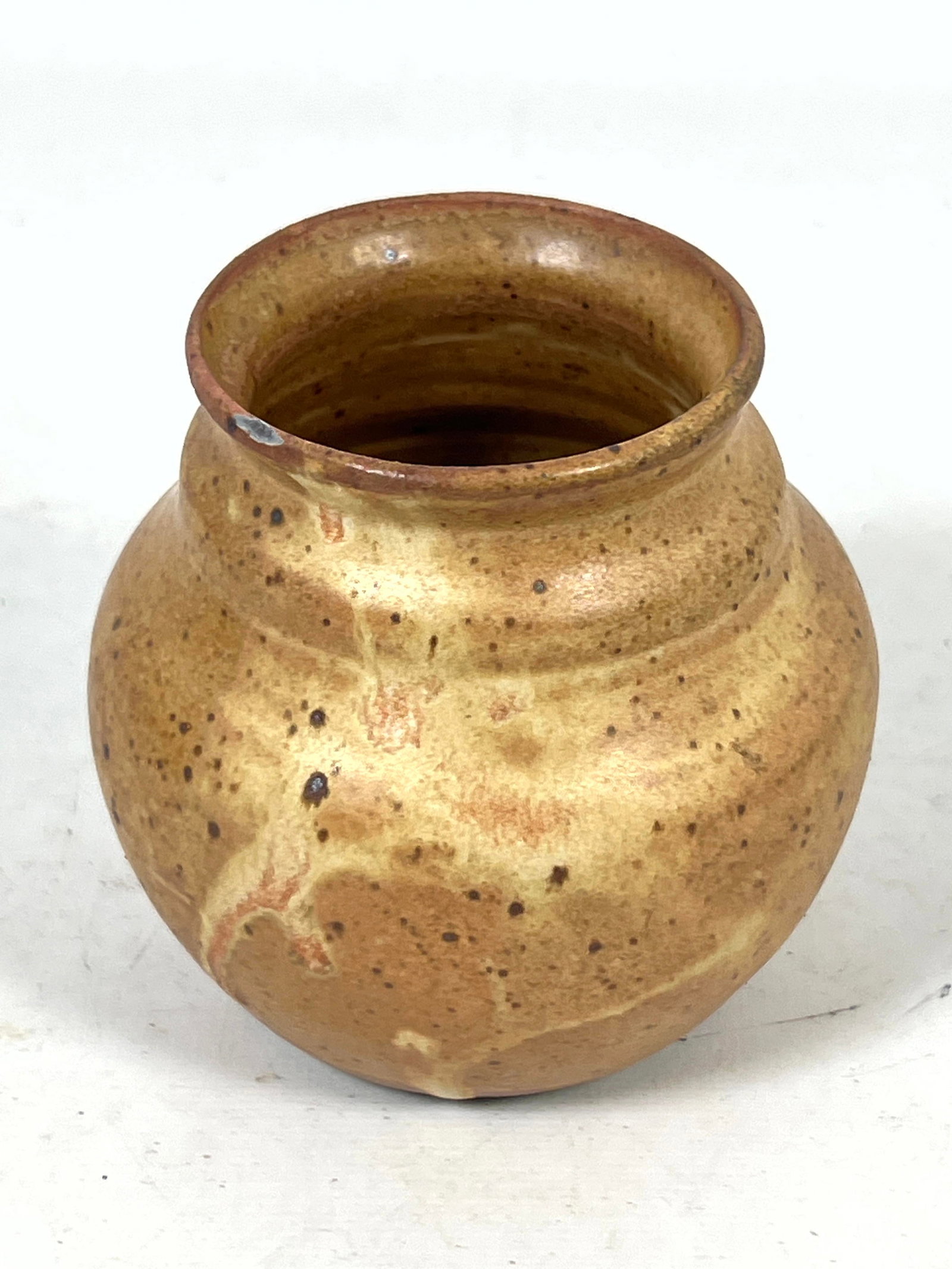 4pcs Studio Art Pottery. signed. - 13