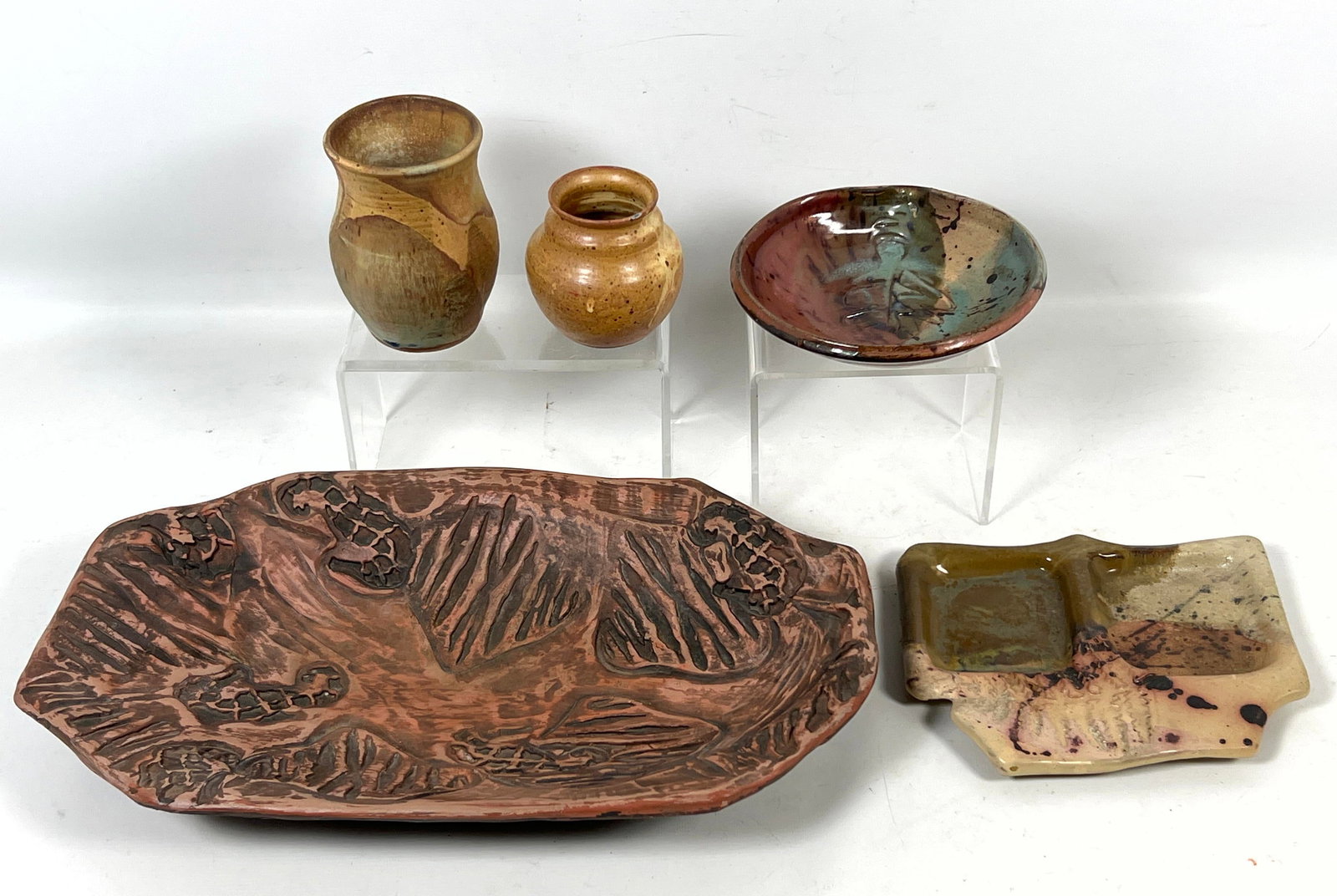 4pcs Studio Art Pottery. signed. (1 of 20)