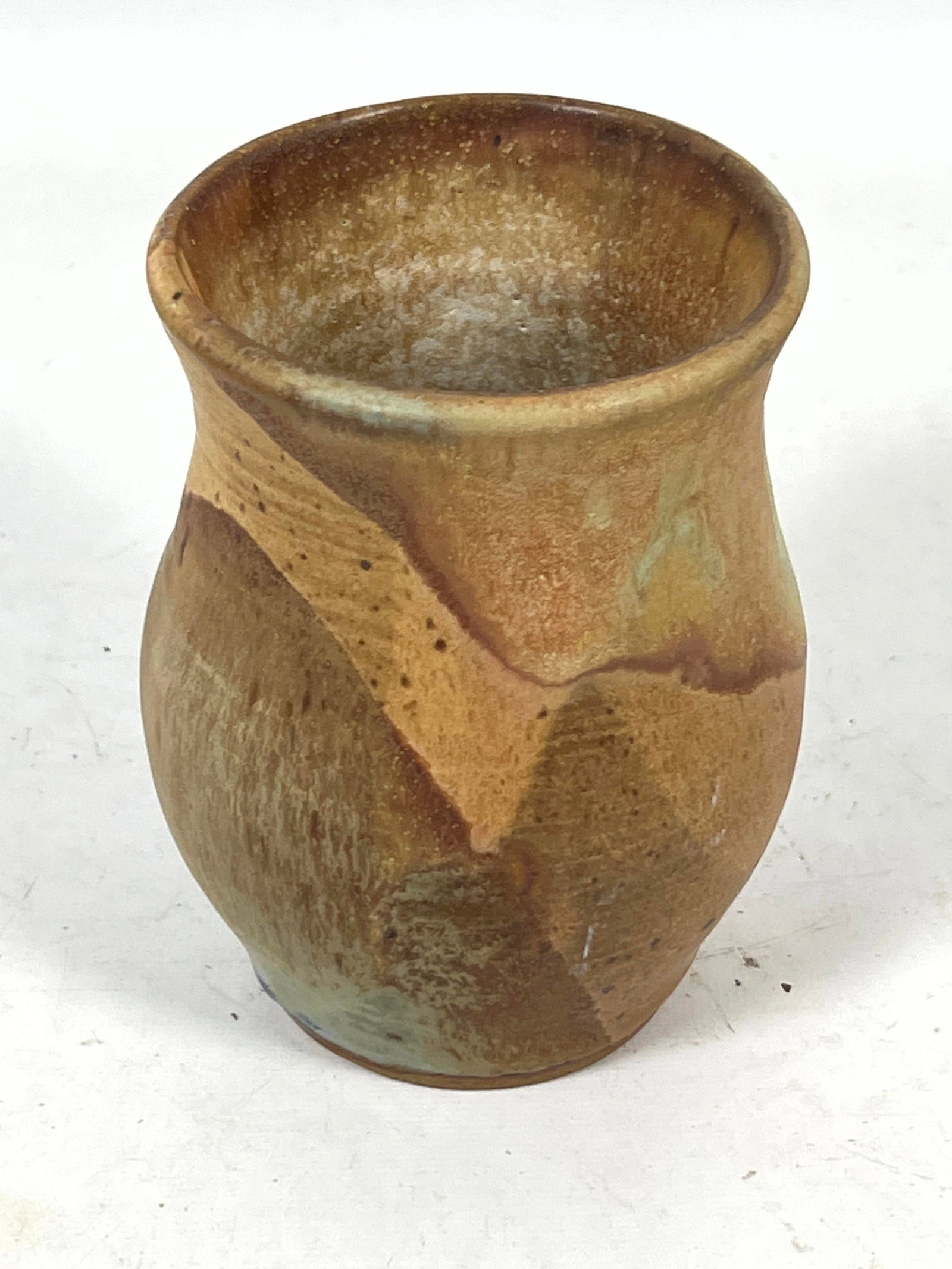 4pcs Studio Art Pottery. signed. - 6