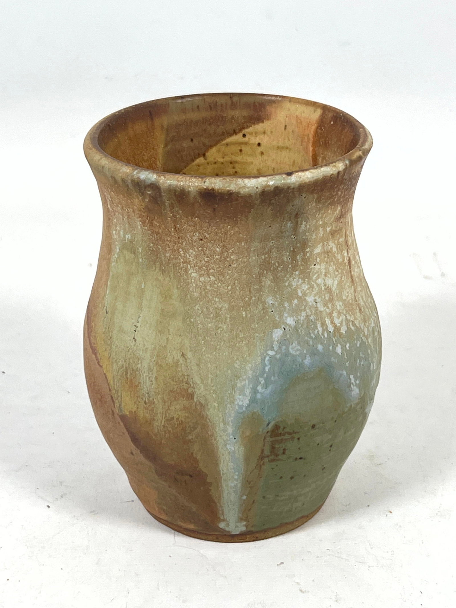 4pcs Studio Art Pottery. signed. - 7