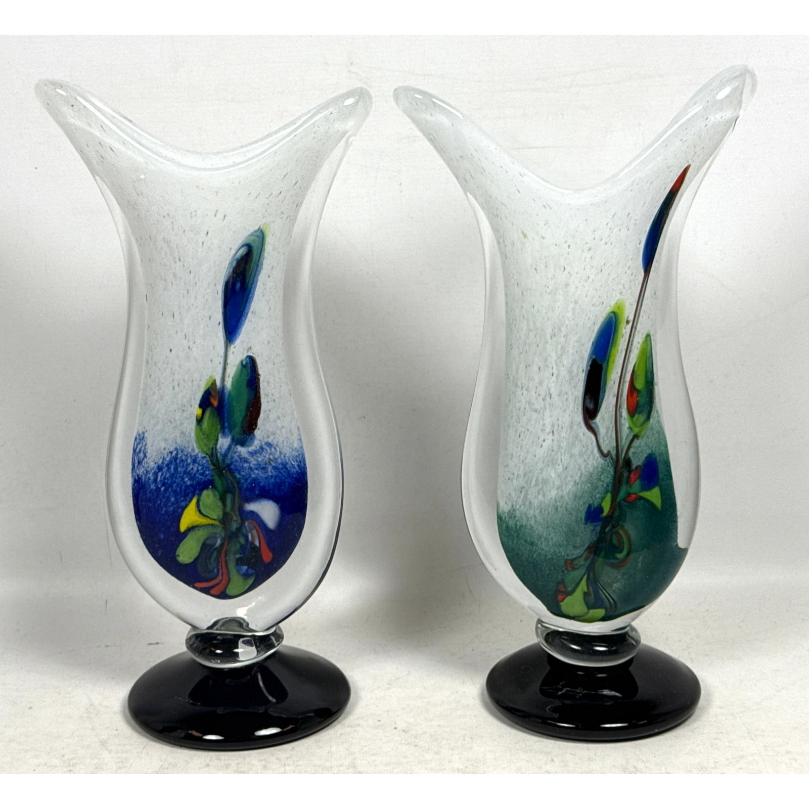 Artist signed Possibly Lee Gordley Art Glass Vases.: Artist signed Possibly Lee Gordley Art Glass Vases. Dimensions: Height: 12.5 inches, Width: 6.75 inches, Depth: 4.5 inches. --- US Packing and Shipping charge: In house shipping available. Will be cal
