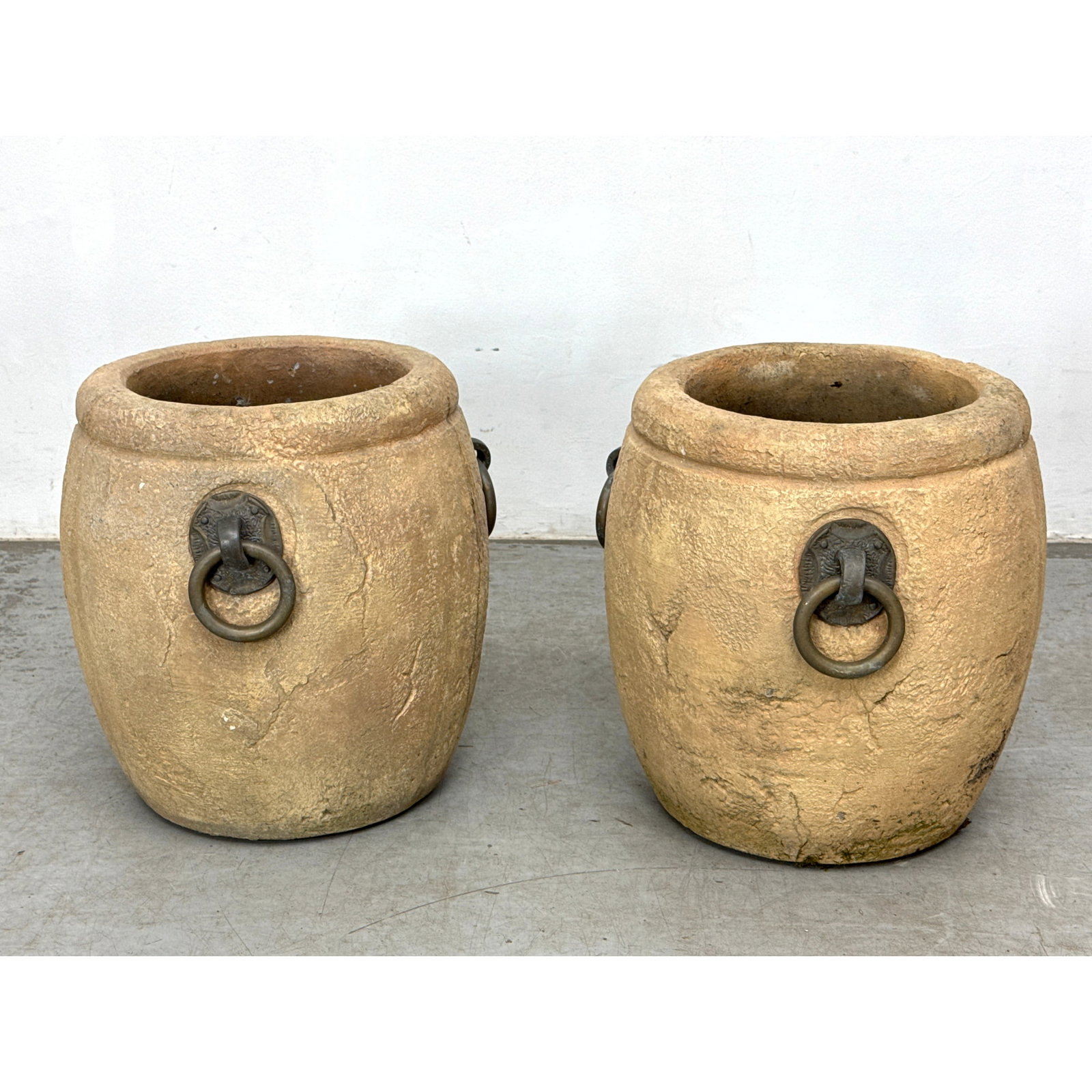 Pair 18" Heavy Cast Stone and Iron Garden Urn Planters. Outdoor Pots. (1 of 12)