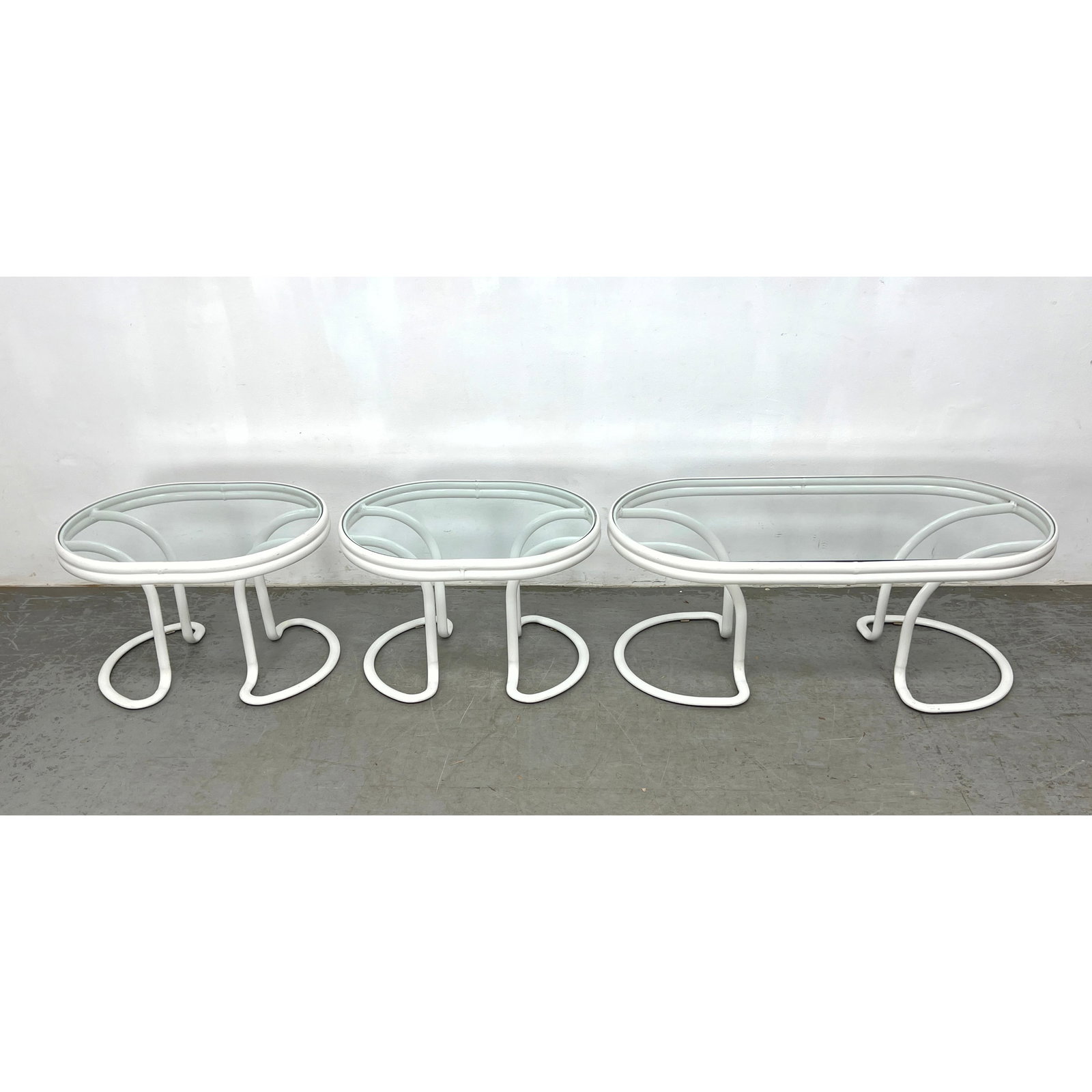 3pc Glass Top Brown Jordan Table Set Aluminum (1 of 13)