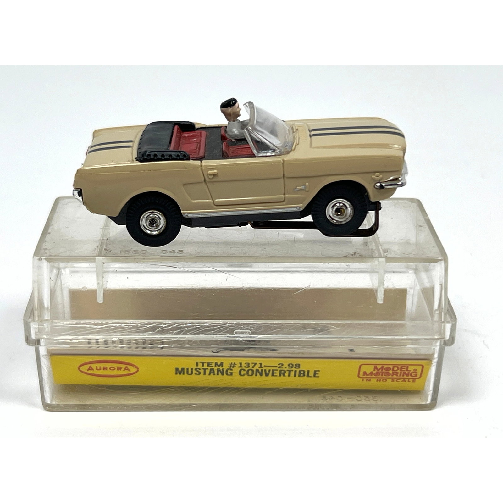 Aurora Model Motoring HO scale slot car is a Ford Mustang Convertible from the Thunderjet 500 series (1 of 10)