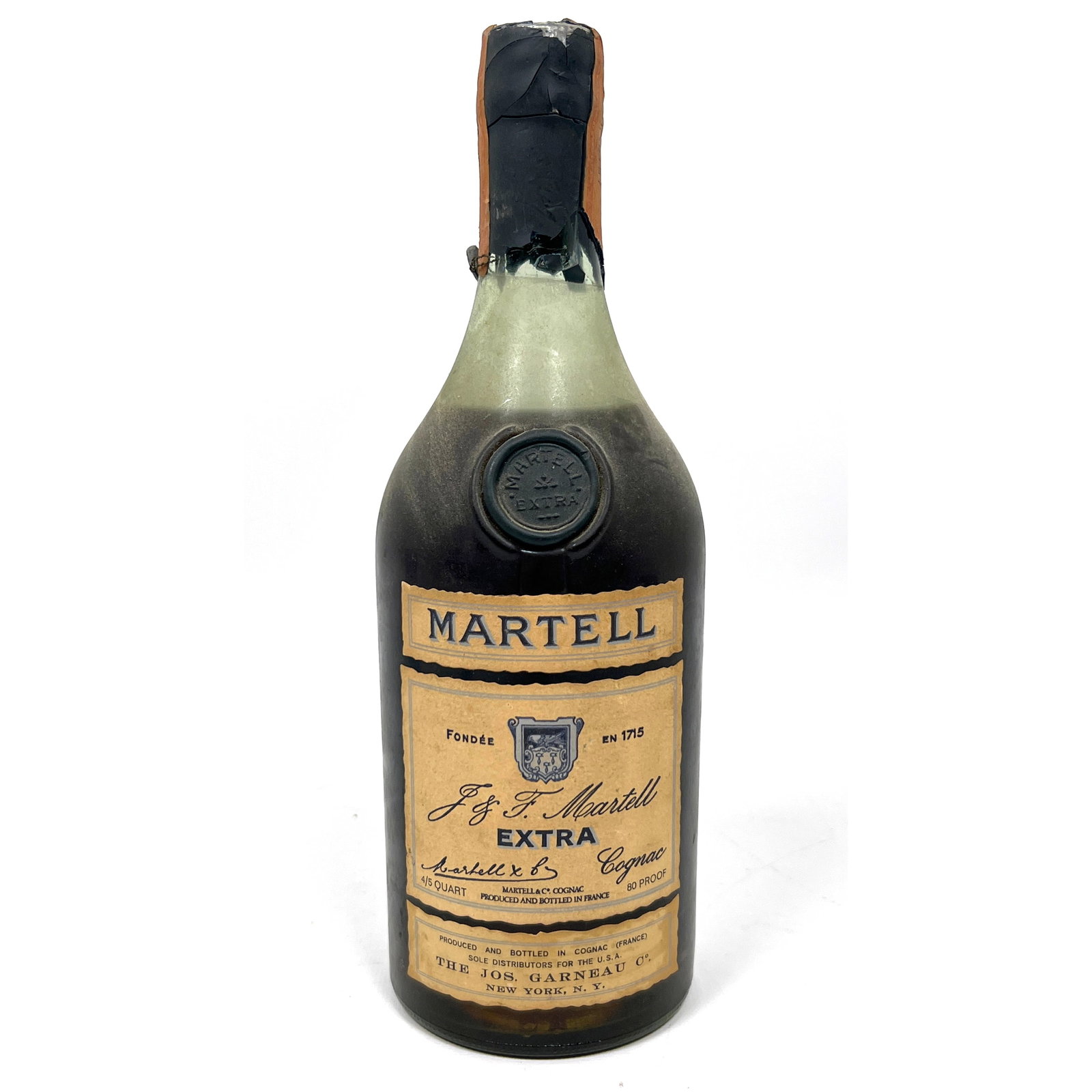 Vintage Martell Unopened bottle of J. and F. Martell Extra Cognac, produced and bottled in Cognac, F (1 of 11)