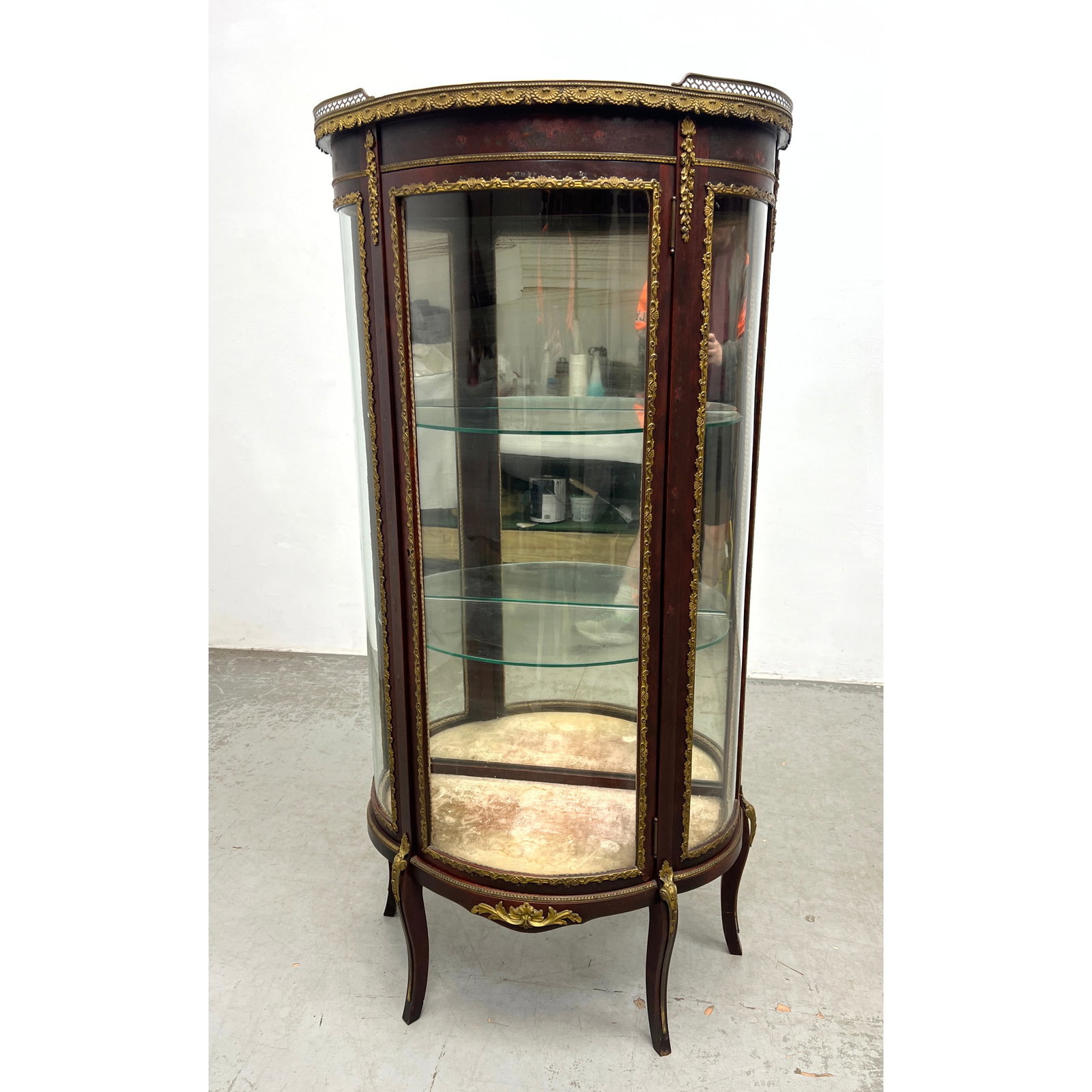 French Bowed Glass Display Curio Cabinet with Gilt Bronze Mounts. (1 of 13)