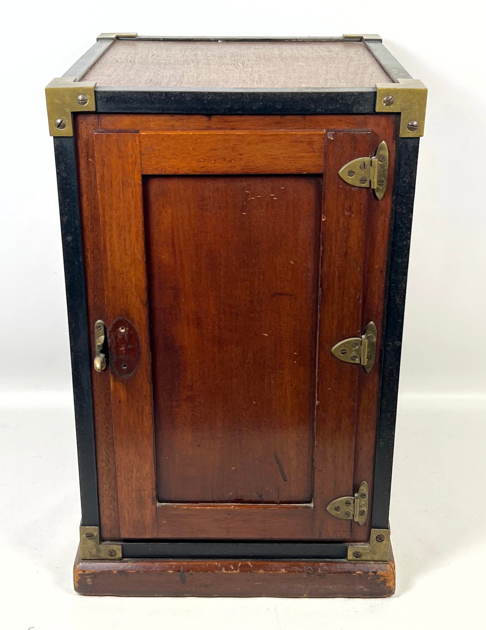 Antique tabletop humidor cabinet manufactured by the Jewett Refrigerator Company of Buffalo, New Yor (1 of 13)