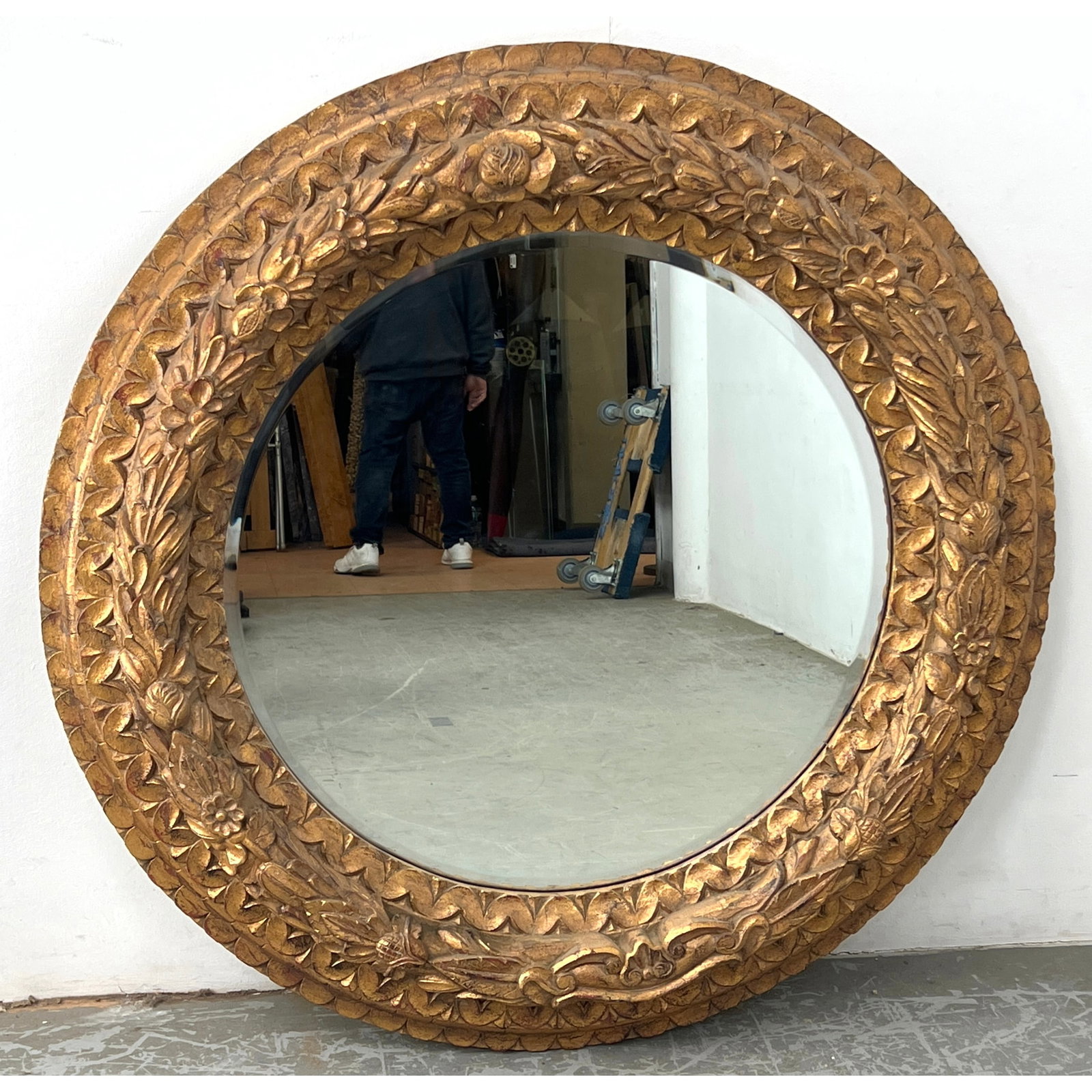 Large Oversized decorative Wall Mirror. Foliate frame. (1 of 8)