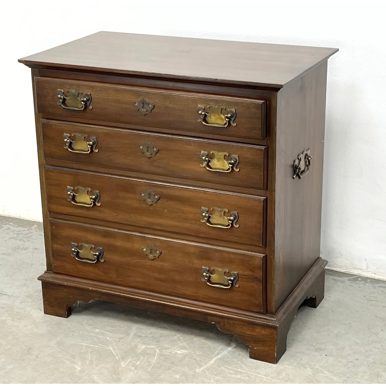 PENNSYLVANIA HOUSE Cherry Bachelor's Chest. Vintage Chippendale style four-drawer bachelor's chest f (1 of 9)