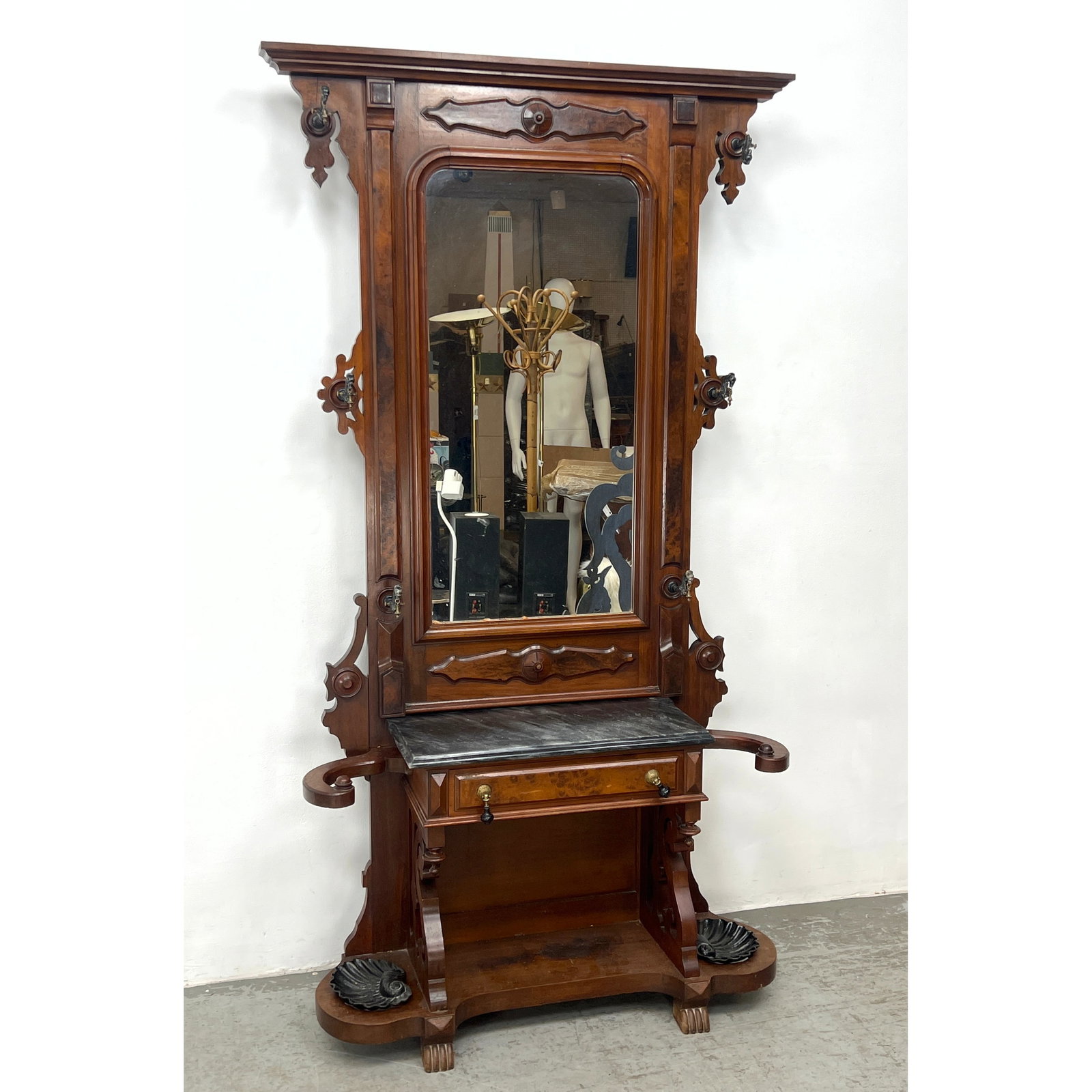 Antique American Renaissance Revival Hall Tree Coat Rack. (1 of 11)