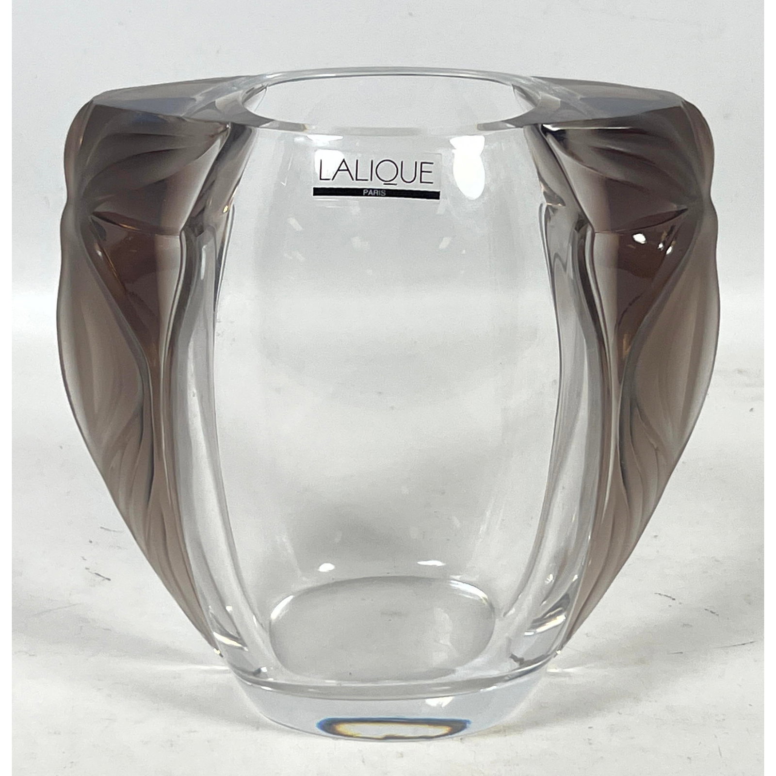 Lalique Clematis Art Glass Vase. The piece is composed of a polished clear crystal ovoid body accent (1 of 9)