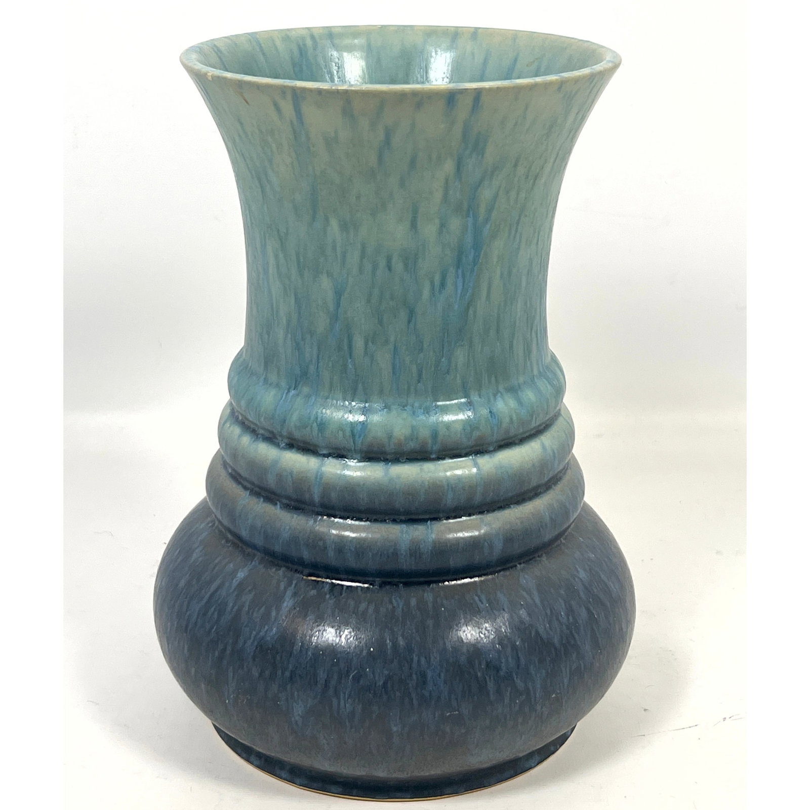 Roseville Elephants Foot Futura Art Pottery Vase.: Roseville Elephants Foot Futura Art Pottery Vase. Dimensions: Height: 10 inches, Width: 8 inches, Depth: 6 inches. --- US Packing and Shipping charge: In house shipping available. Will be calculated o