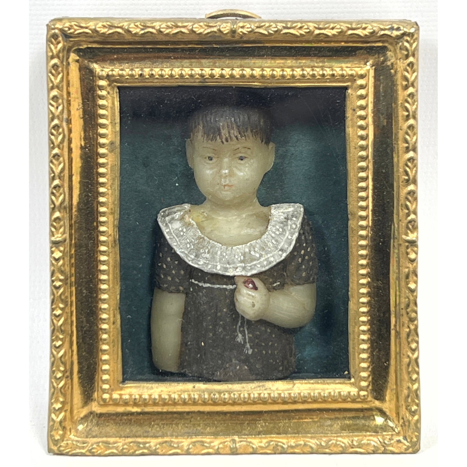 Antique miniature wax Sculpture Portrait. Three-dimensional polychrome wax relief portrait of a youn: Antique miniature wax Sculpture Portrait. Three-dimensional polychrome wax relief portrait of a young child, Dimensions: Height: 3.75 inches, Width: 3.25 inches. --- US Packing and Shipping charge: In