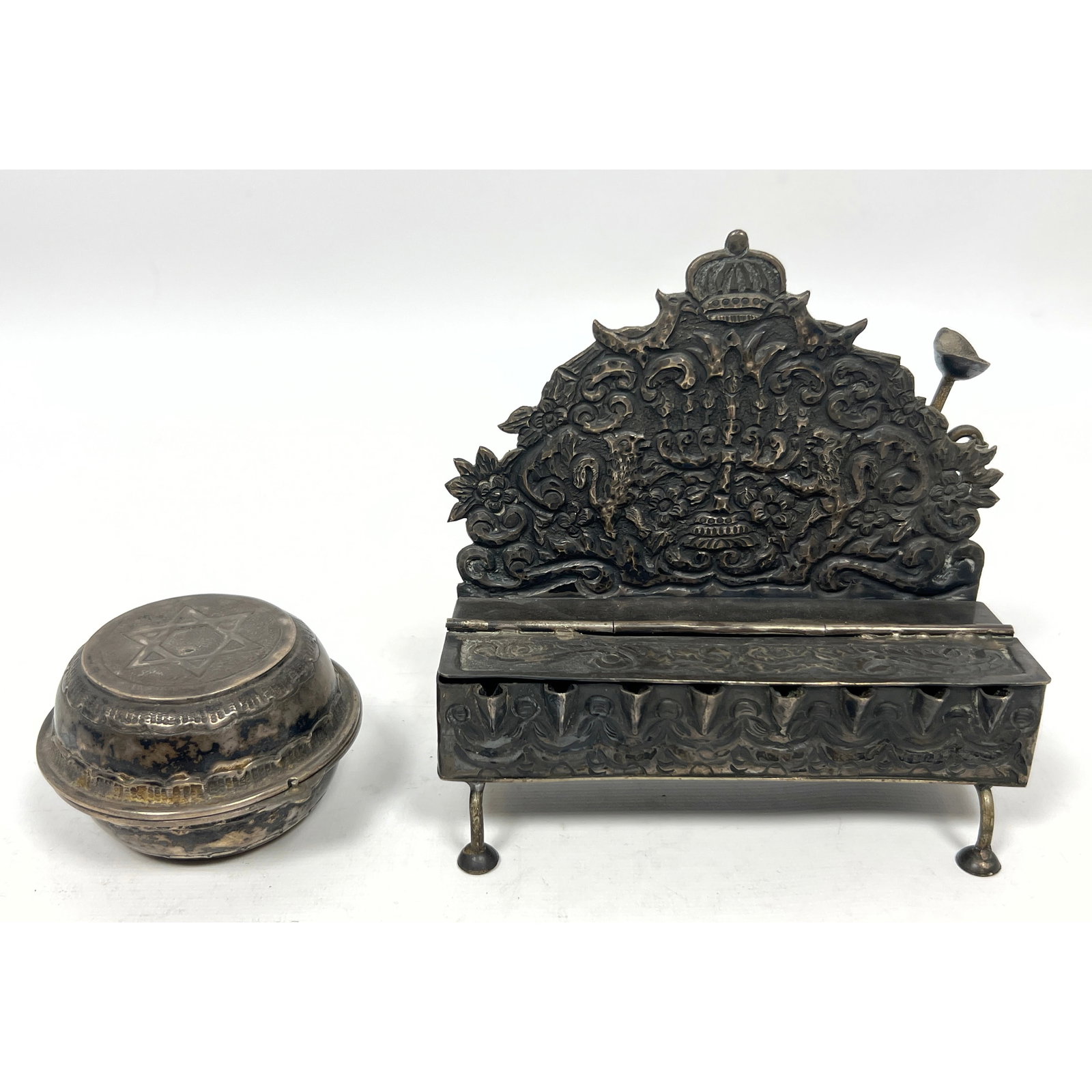 2pcs Judaica. A Silver bench-style Hanukkah lamp (Hanukkiah) in the Eastern European or Polish Baroq (1 of 16)