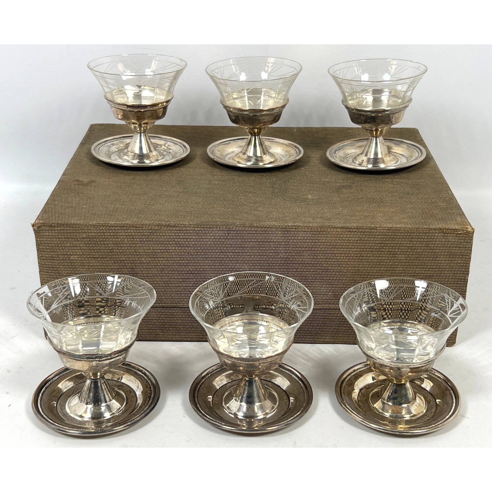 Boxed Set 6 Sterling and Glass Sherbet Dishes. (1 of 14)