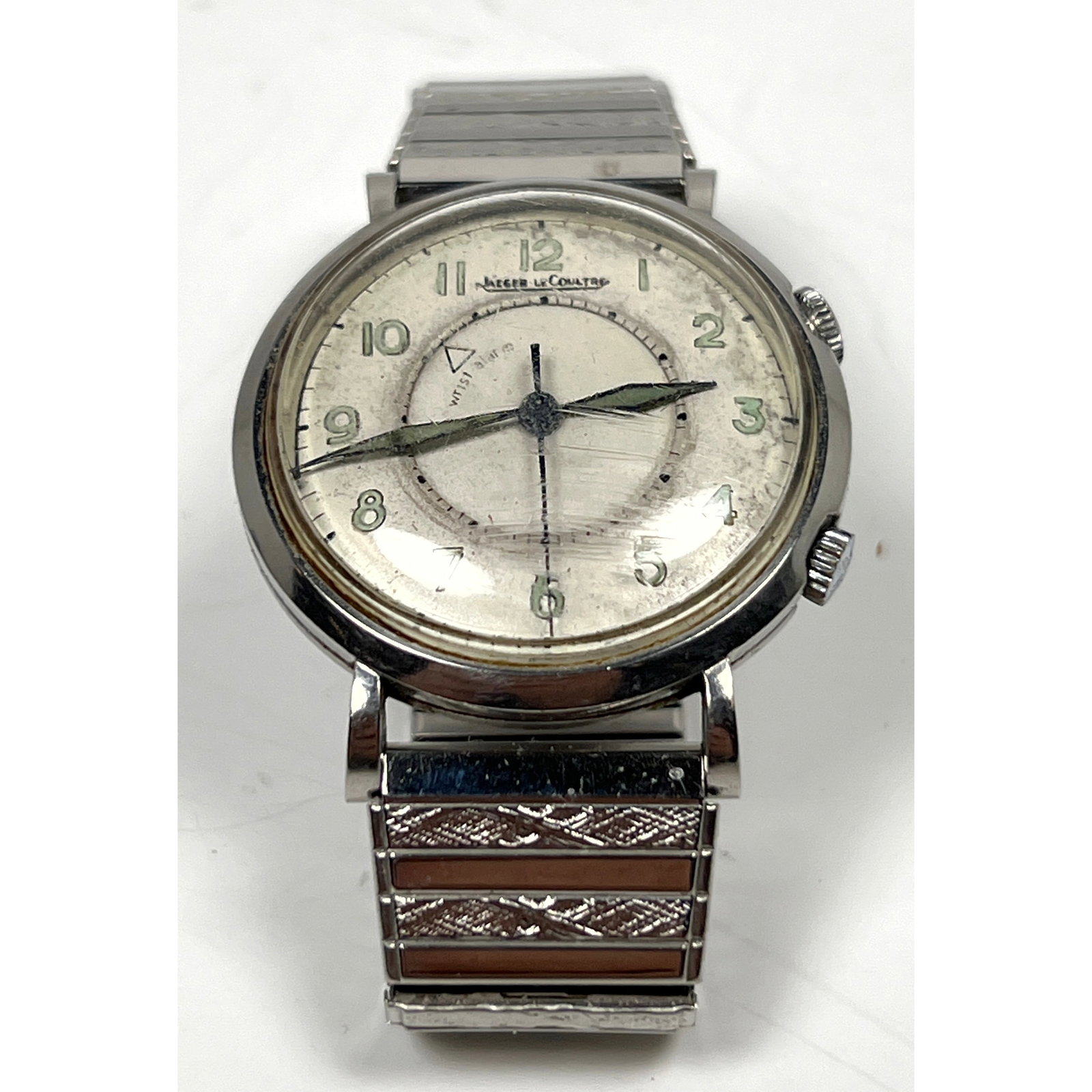 Jaeger-LeCoultre Memovox Wristwatch. Alarm. (1 of 7)