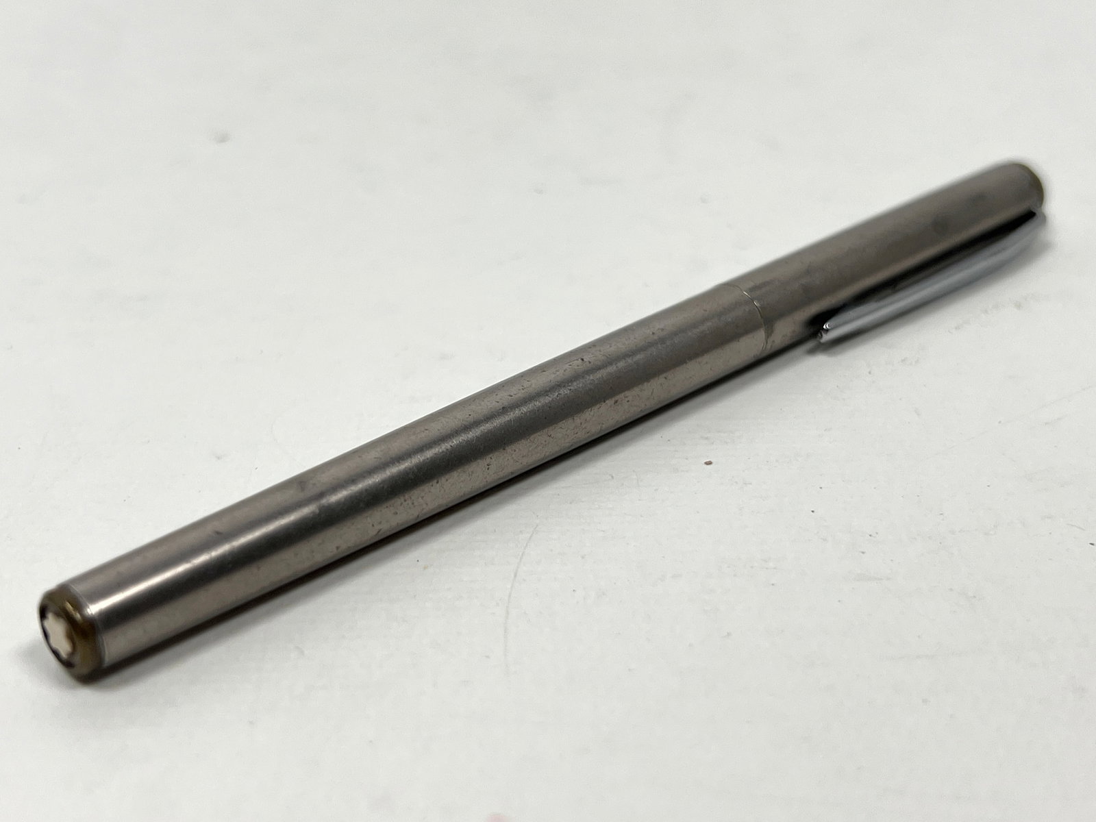 Vintage Fountain Pens and Accessories. Montblanc Montblanc Meisterstuck 149 fountain pen in black pr - 17