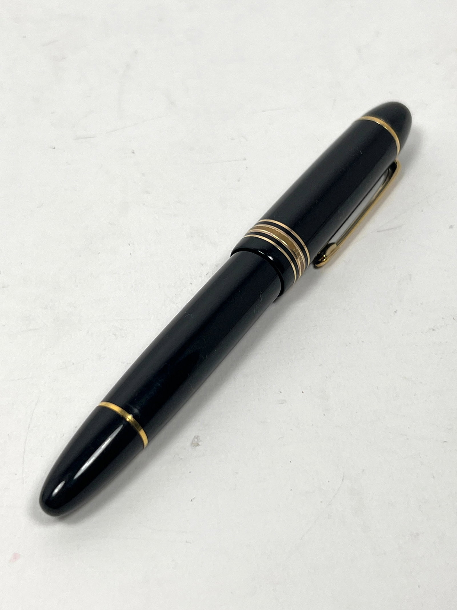 Vintage Fountain Pens and Accessories. Montblanc Montblanc Meisterstuck 149 fountain pen in black pr - 2